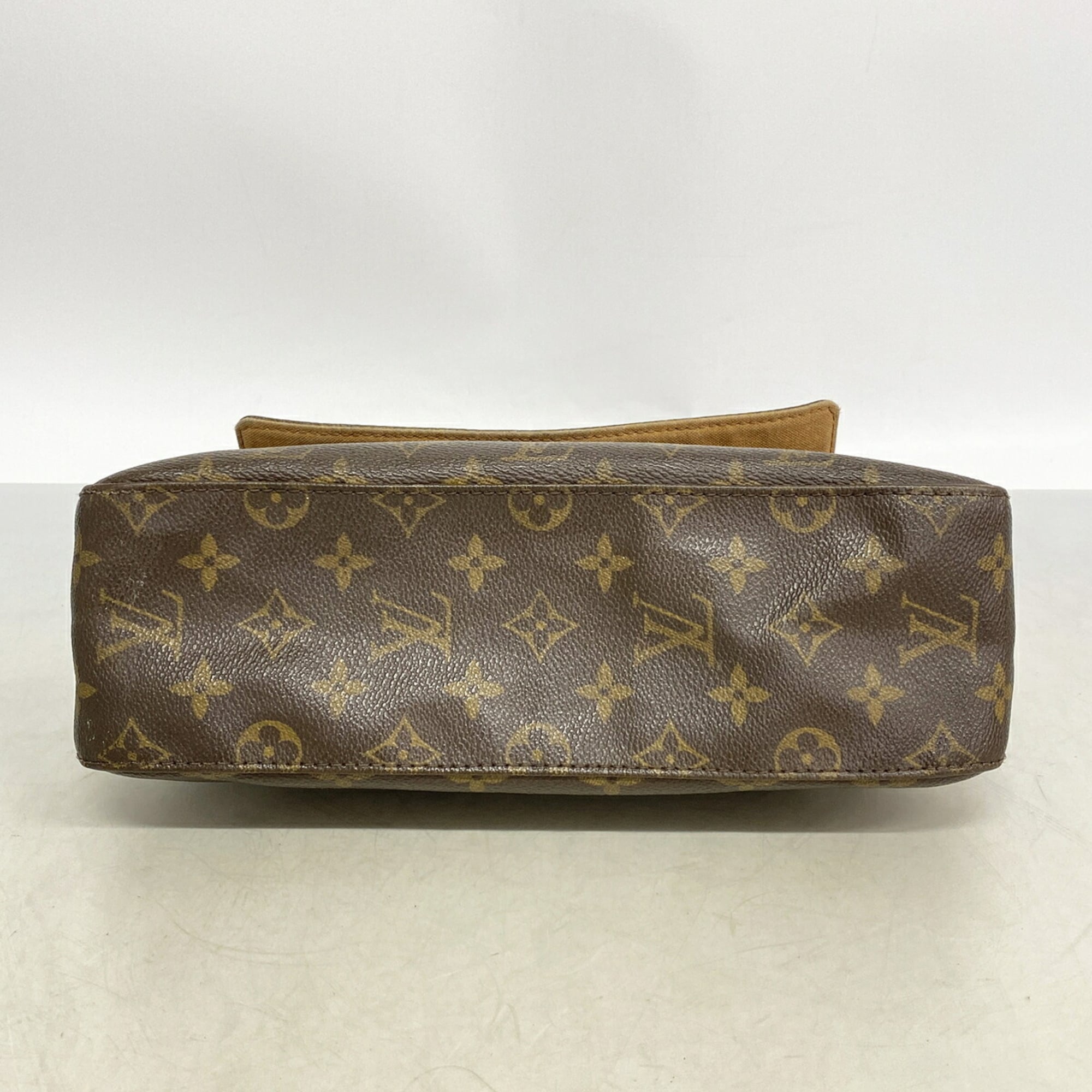 Louis Vuitton Brown Shoulder Bag (Pre-Owned)