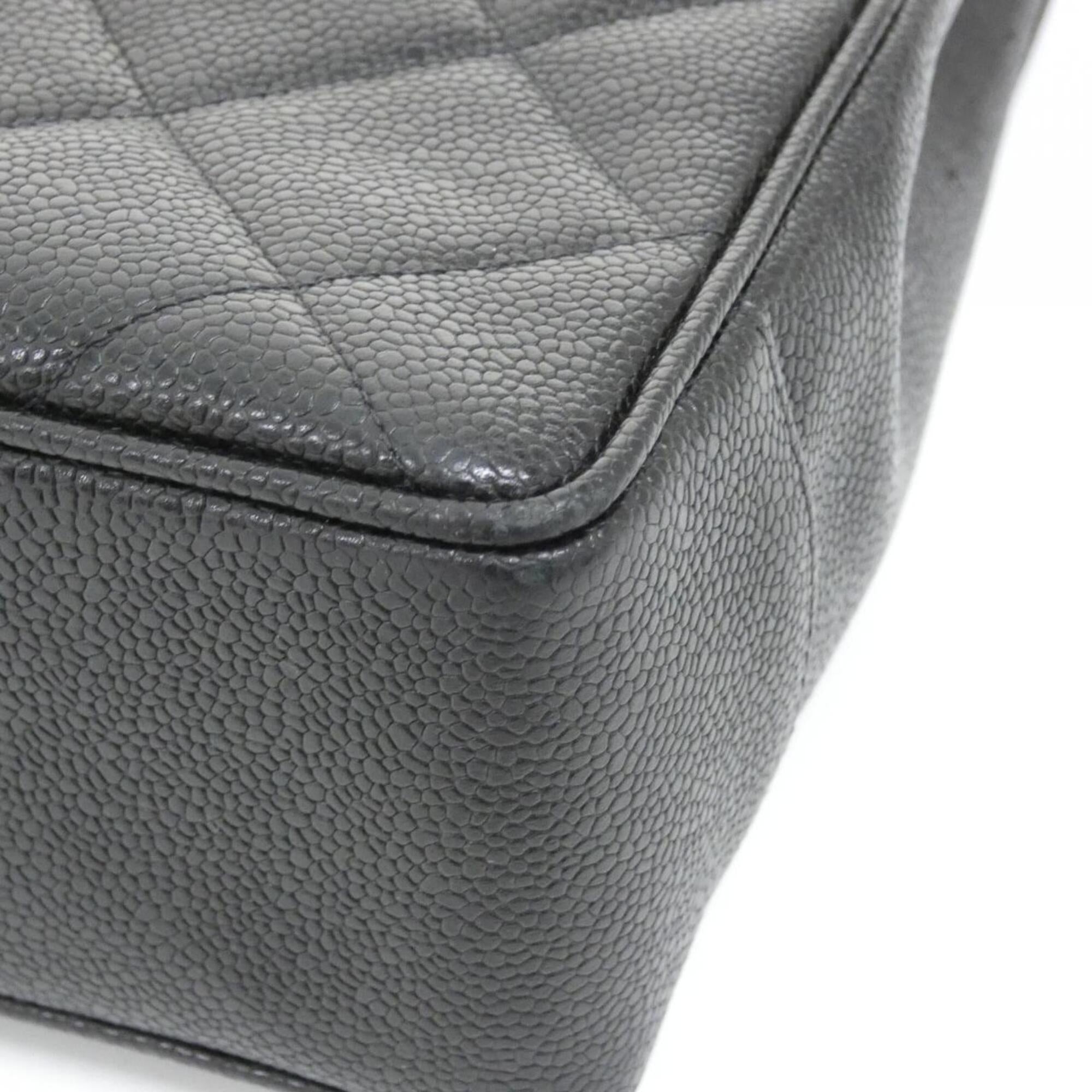 Chanel Black Grained Calfskin Shoulder Bag (Pre-Owned)