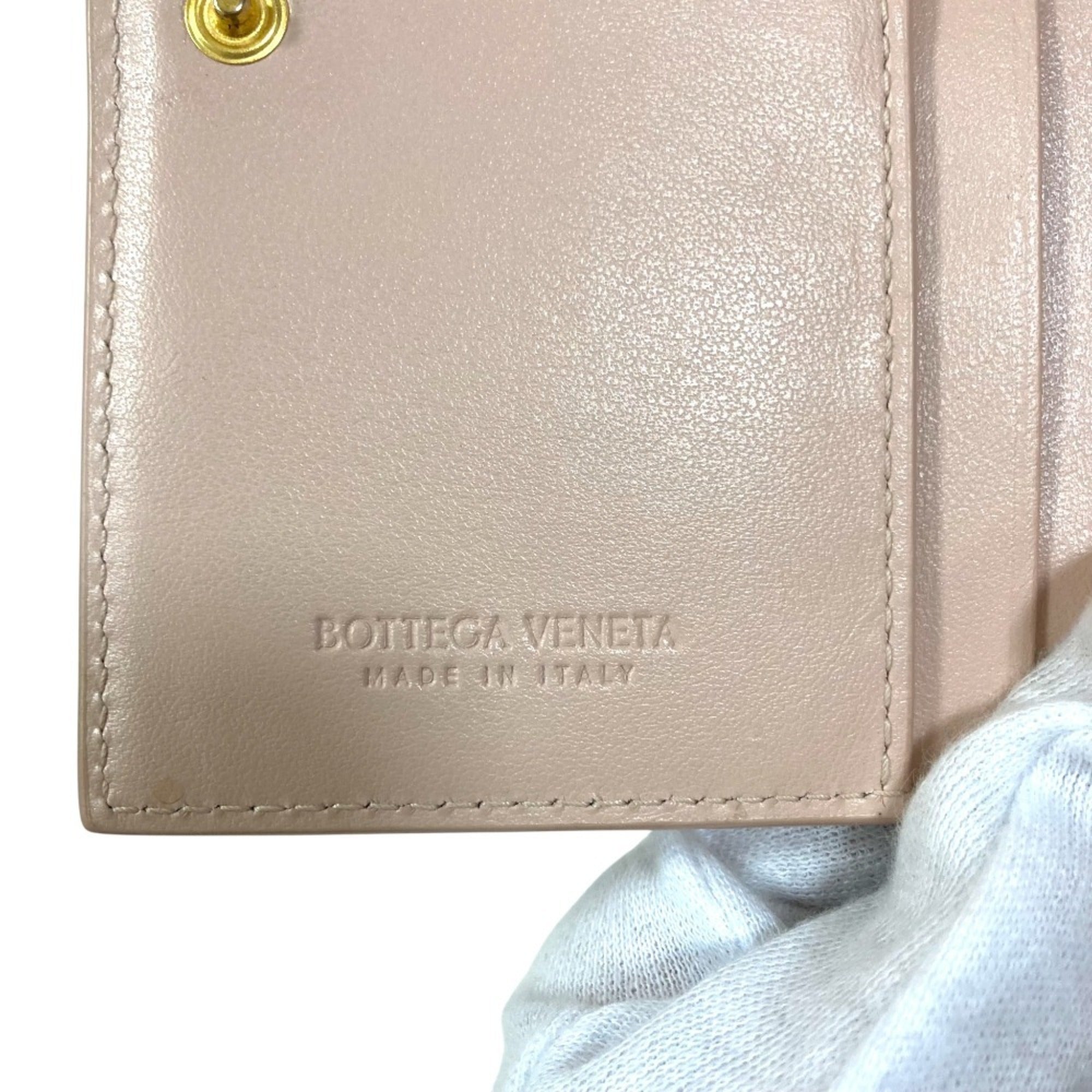 Bottega Veneta Pink Beige Leather Wallet (Bi-Fold) (Pre-Owned)
