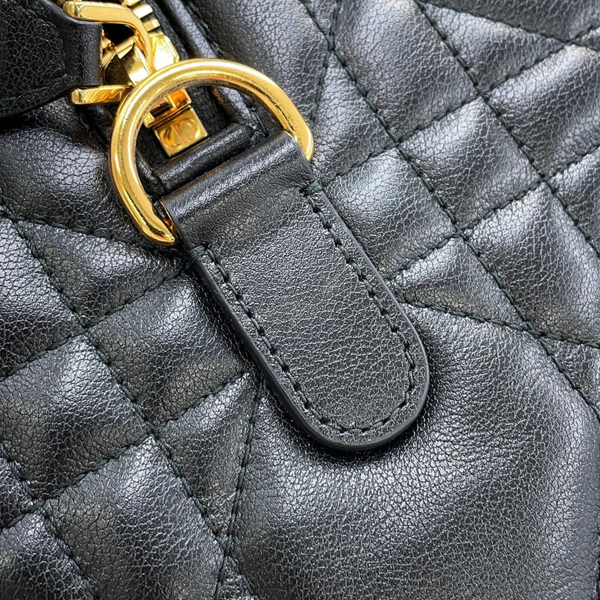Christian Dior Black Leather Handbag (Pre-Owned)