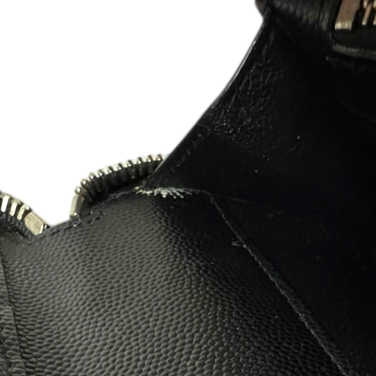 Saint Laurent Black Leather Long Wallet (Bi-Fold) (Pre-Owned)