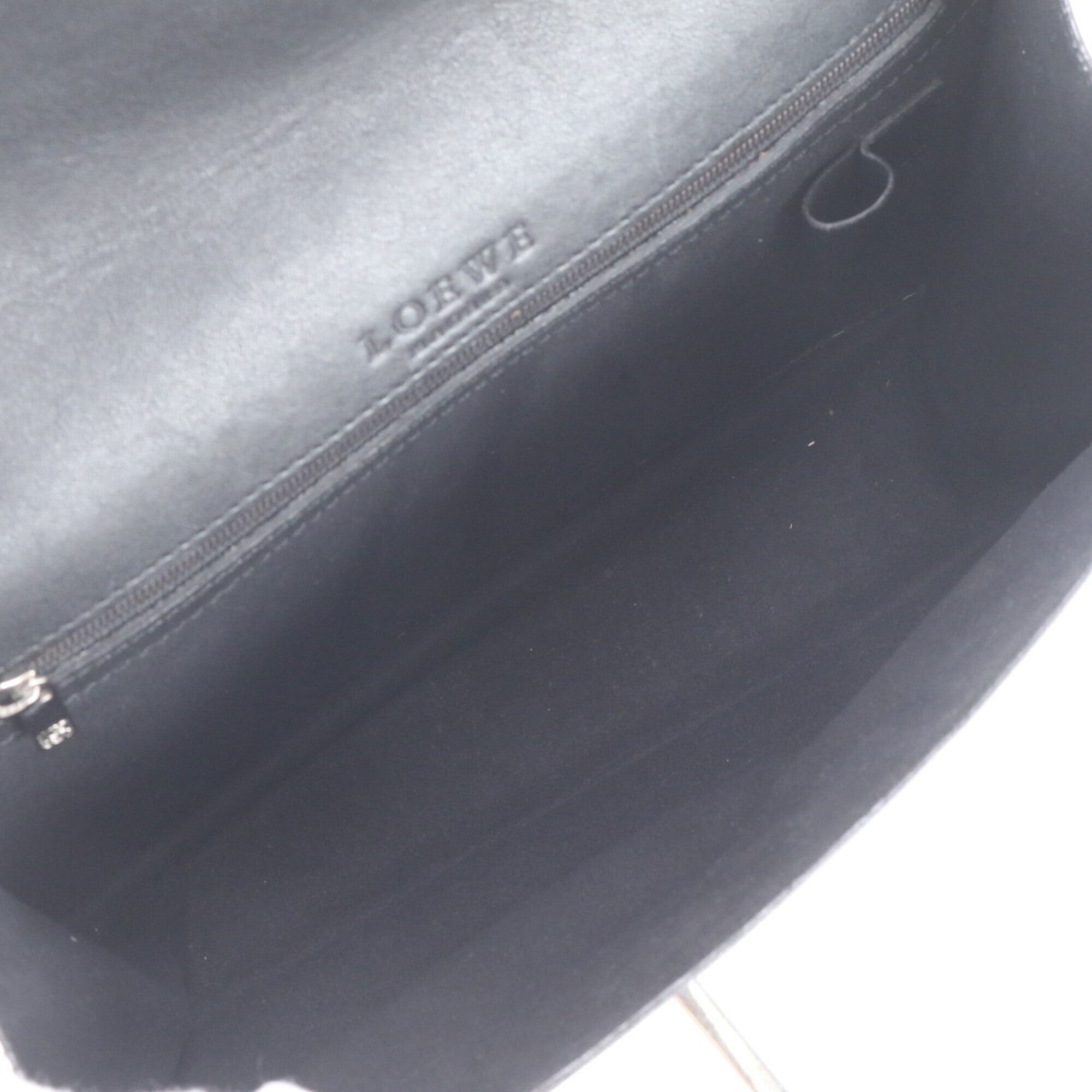 Loewe Black Leather Handbag (Pre-Owned)