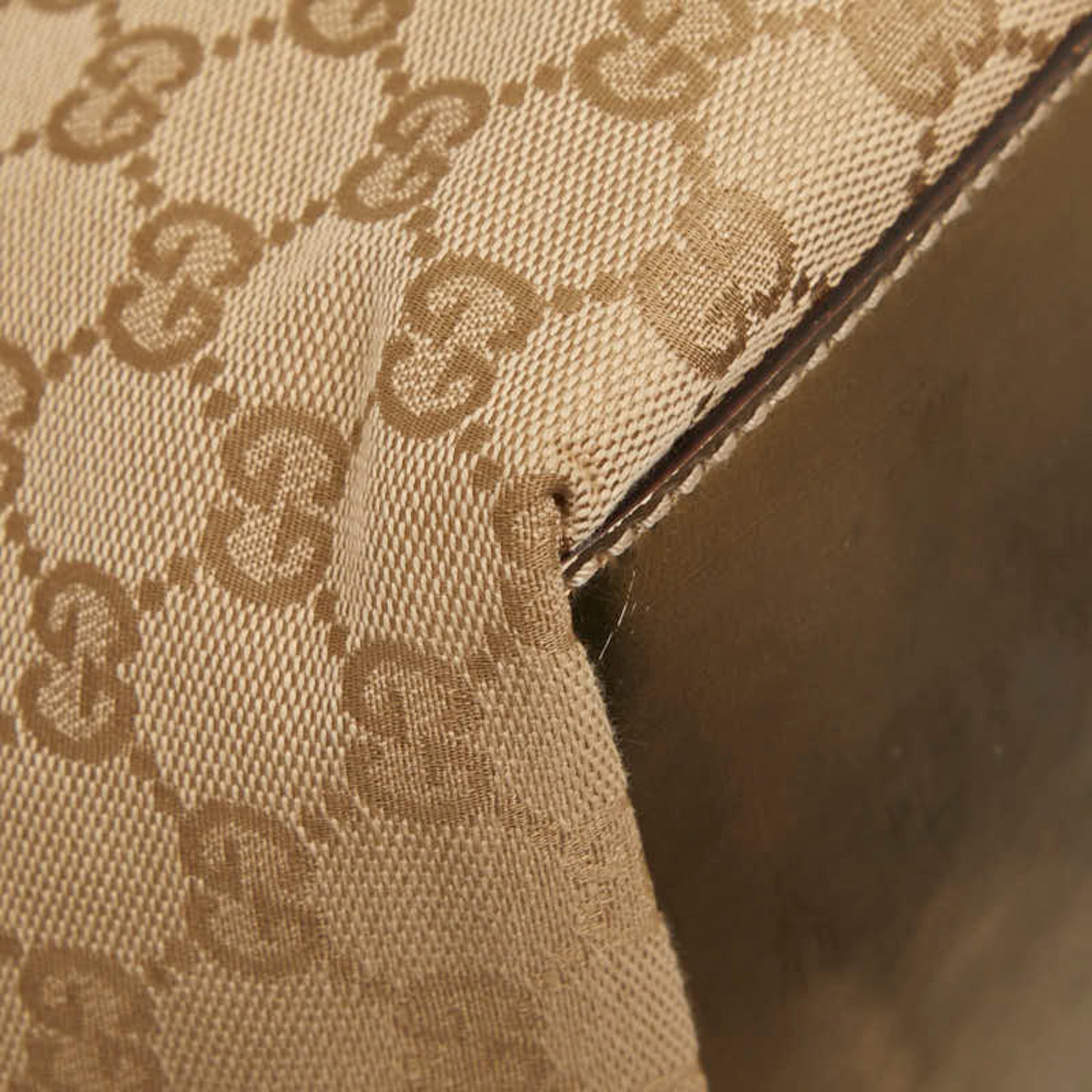 Gucci Beige Gold Canvas Leather Handbag (Pre-Owned)