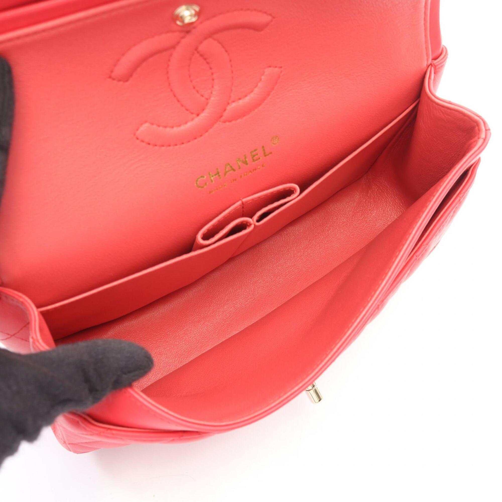 Chanel Pink Leather Handbag Shoulder Bag (Pre-Owned)