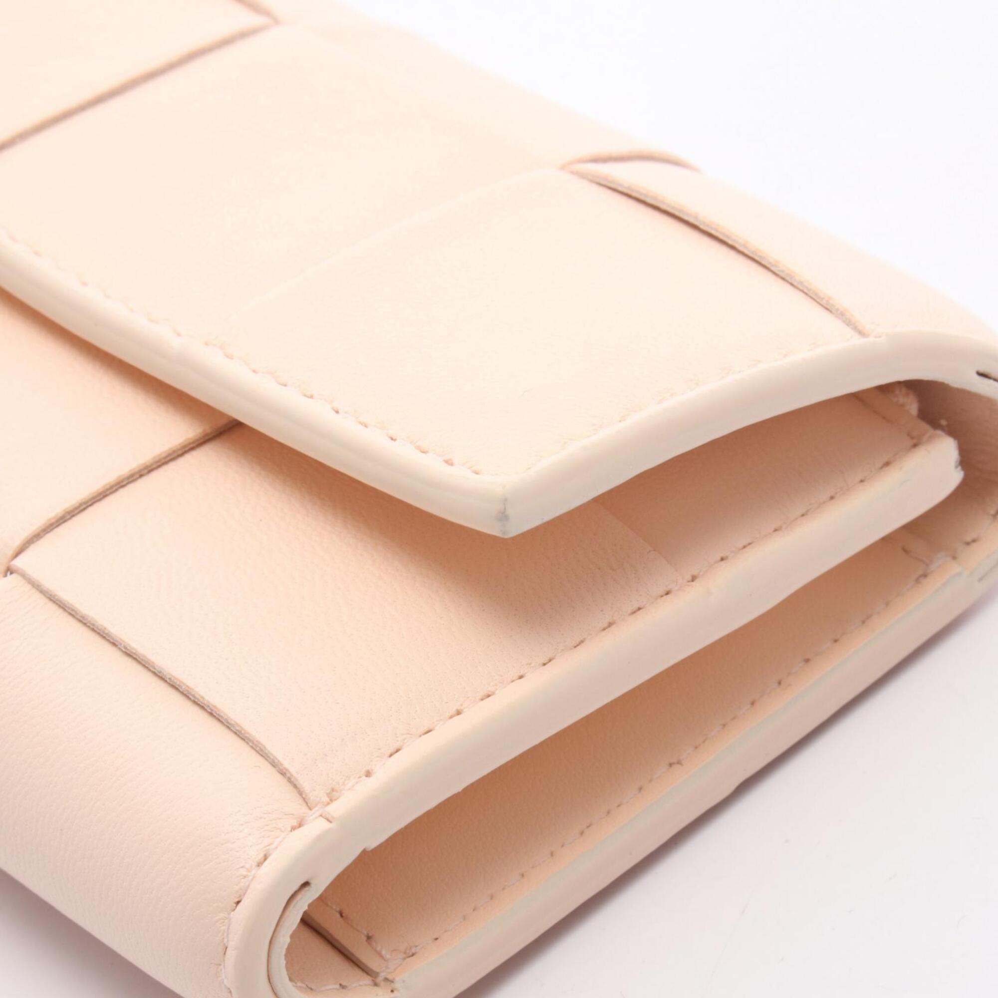 Bottega Veneta Pink Leather Wallet (Tri-Fold) (Pre-Owned)
