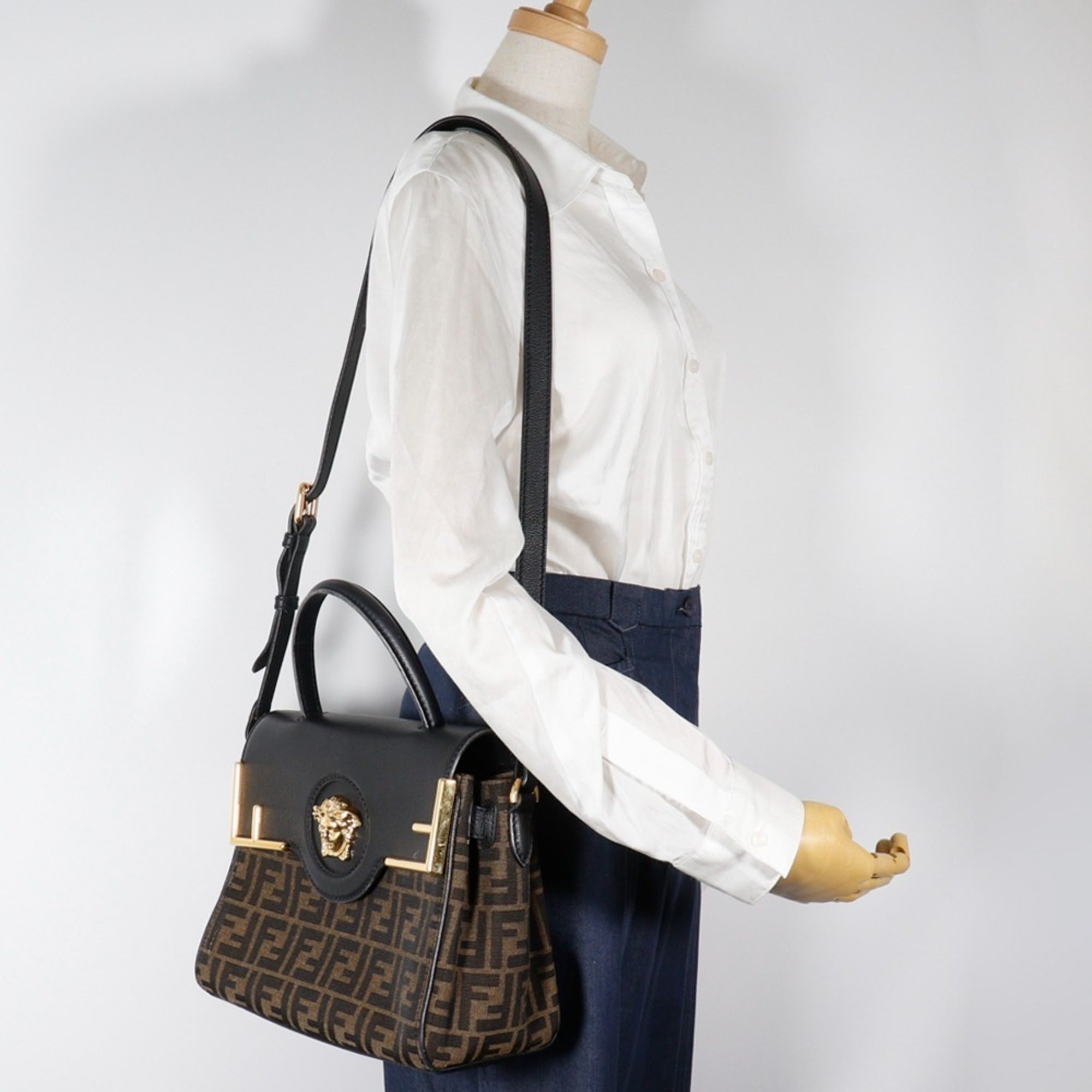 Fendi Zucca Black Brown Nylon Canvas Leather Handbag (Pre-Owned)