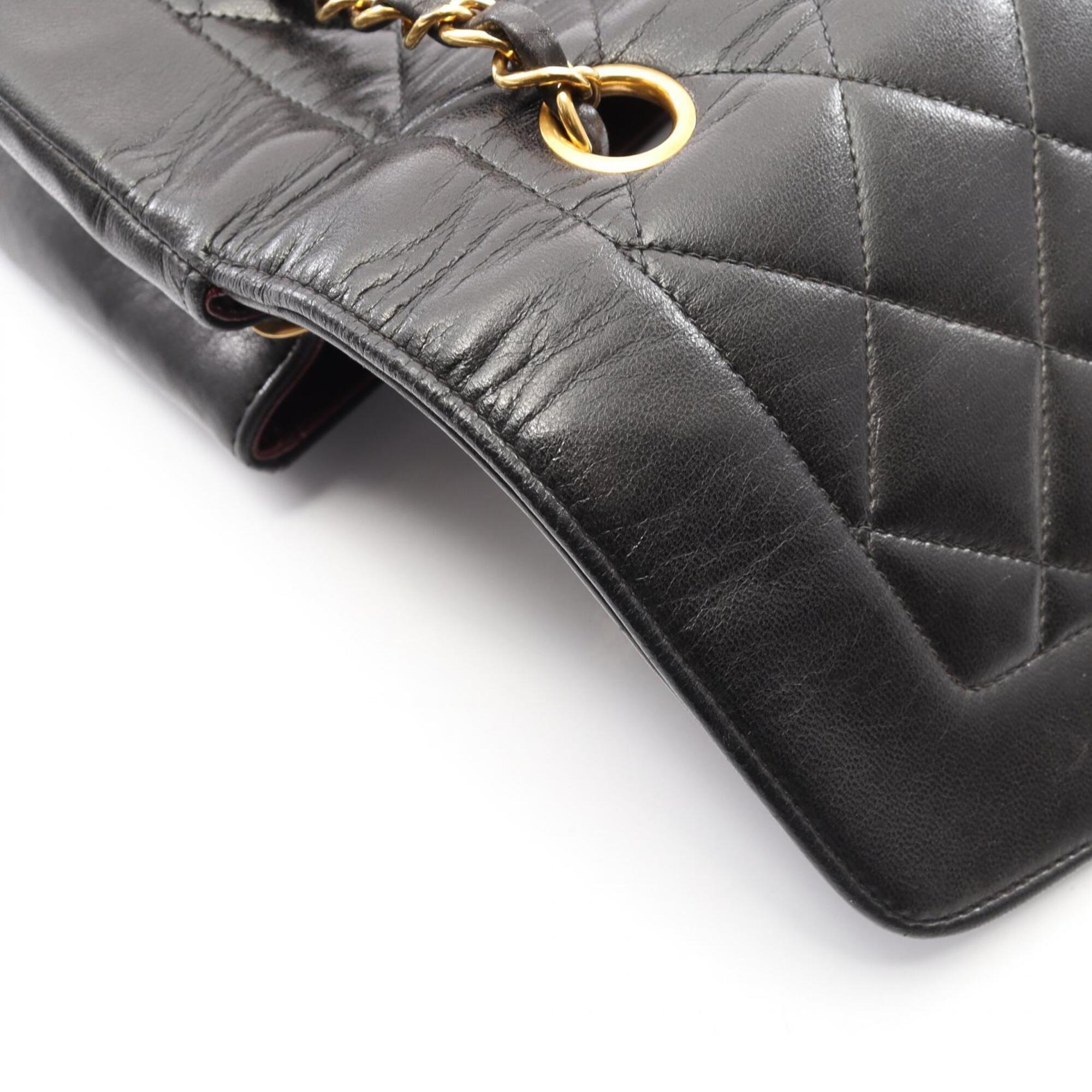 Chanel Black Leather Handbag Shoulder Bag (Pre-Owned)