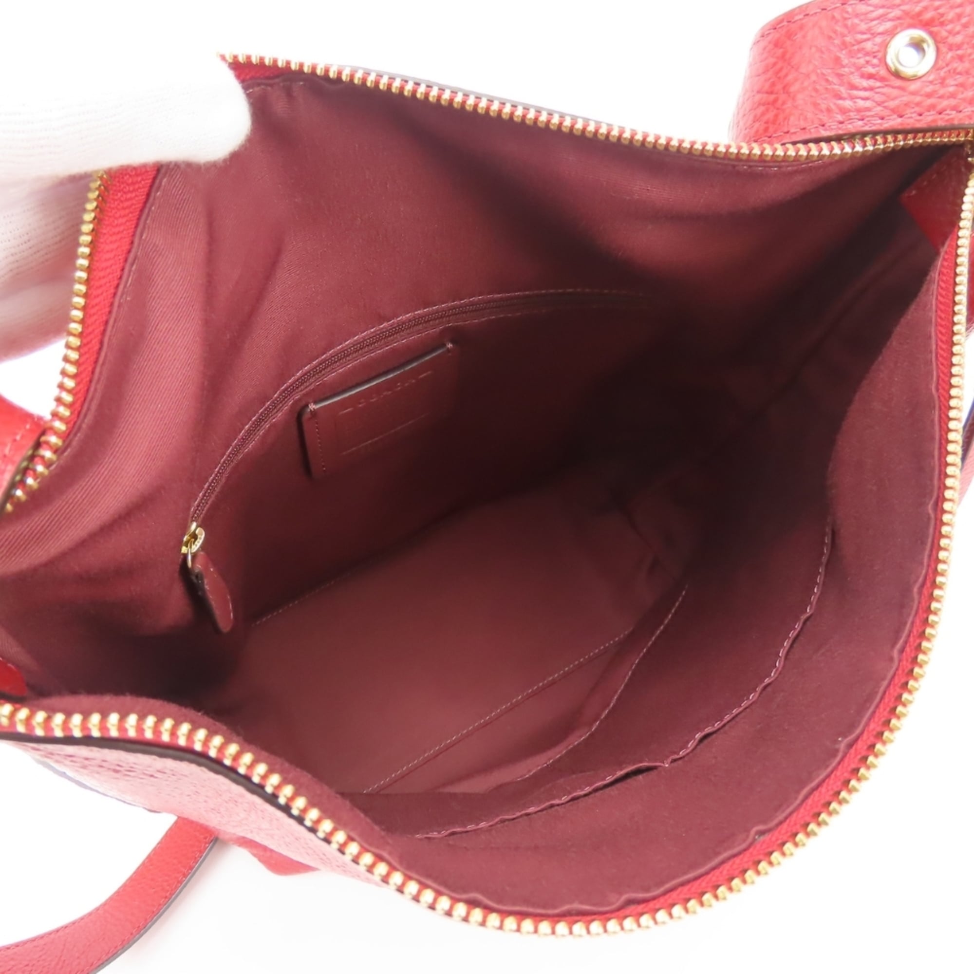 Coach Red Color Leather Shoulder Bag (Pre-Owned)