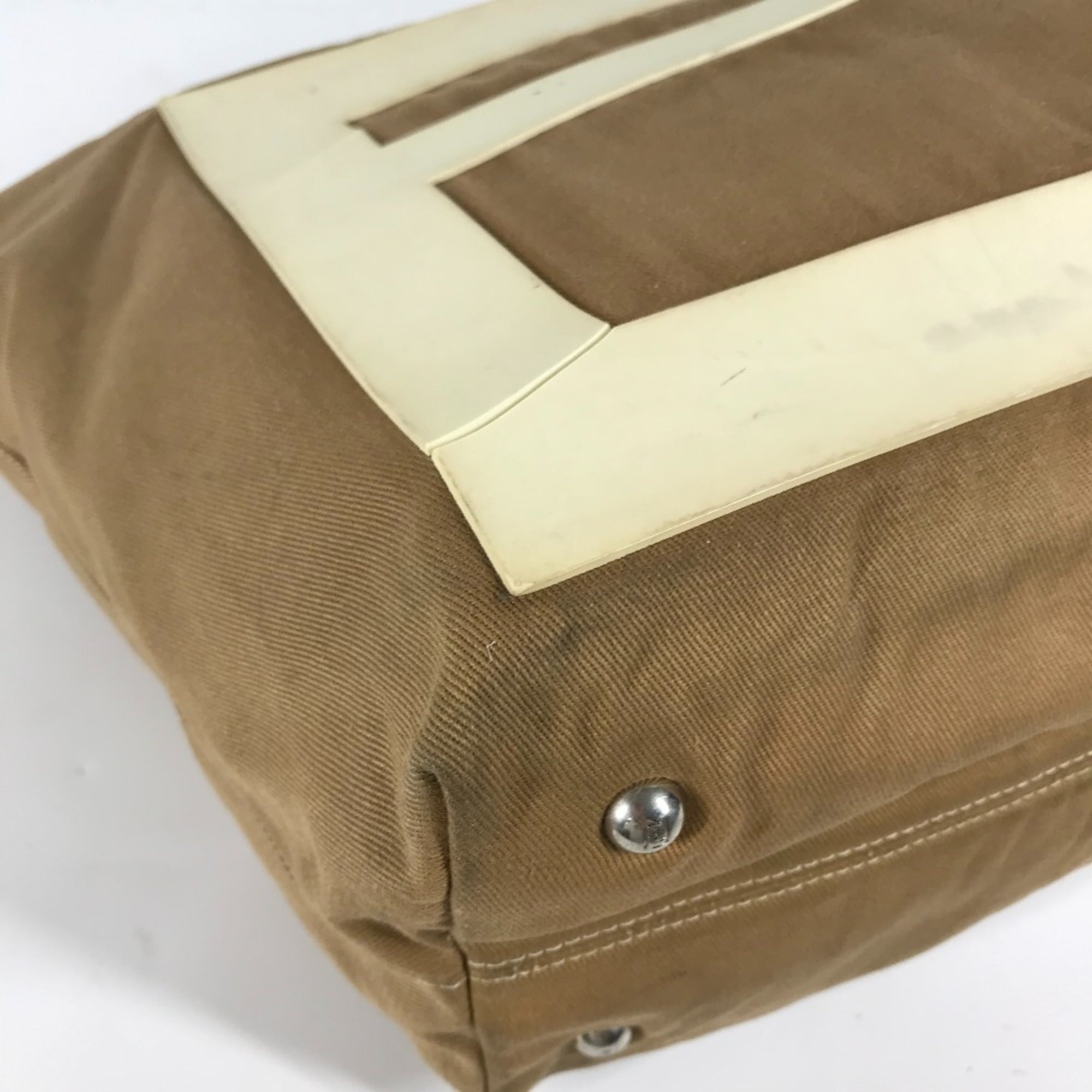Fendi Beige White Canvas Rubber Shoulder Bag Tote Bag (Pre-Owned)
