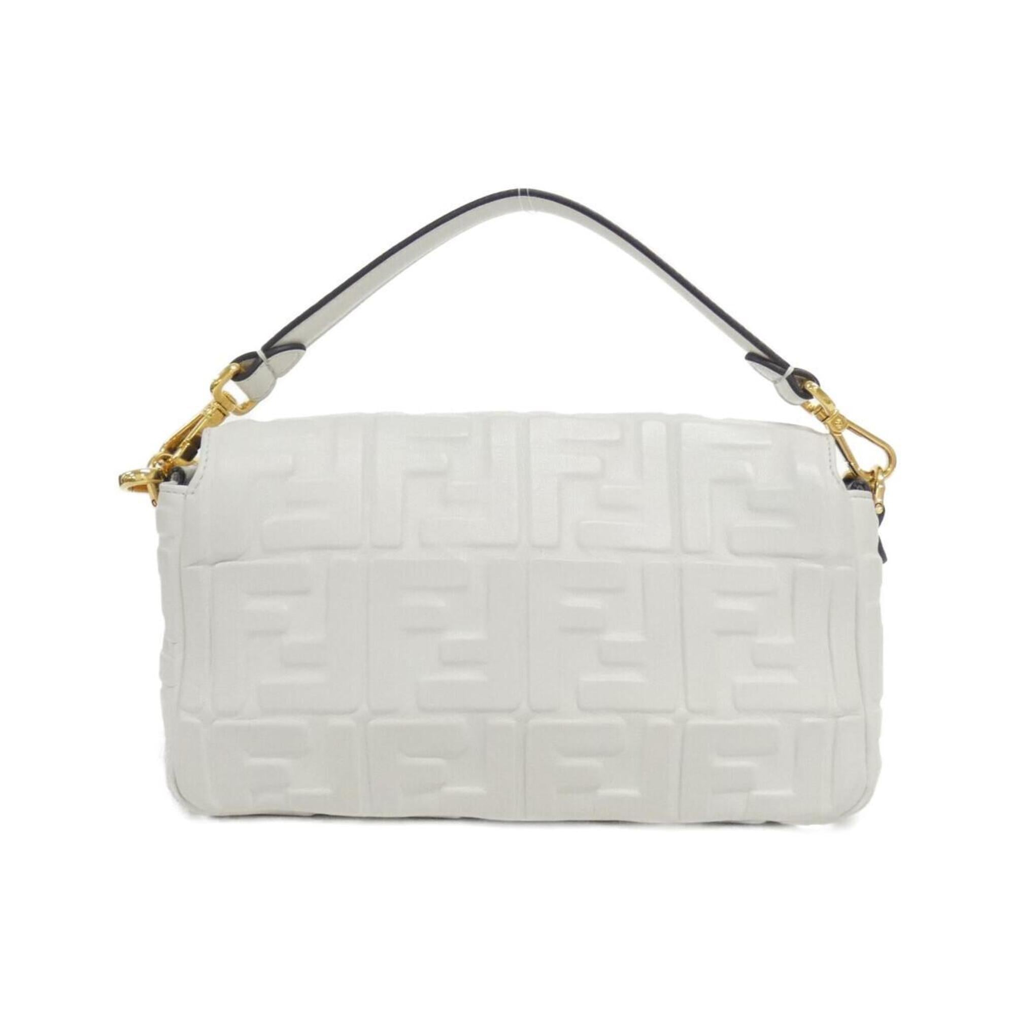 Fendi White Leather Shoulder Bag (Pre-Owned)