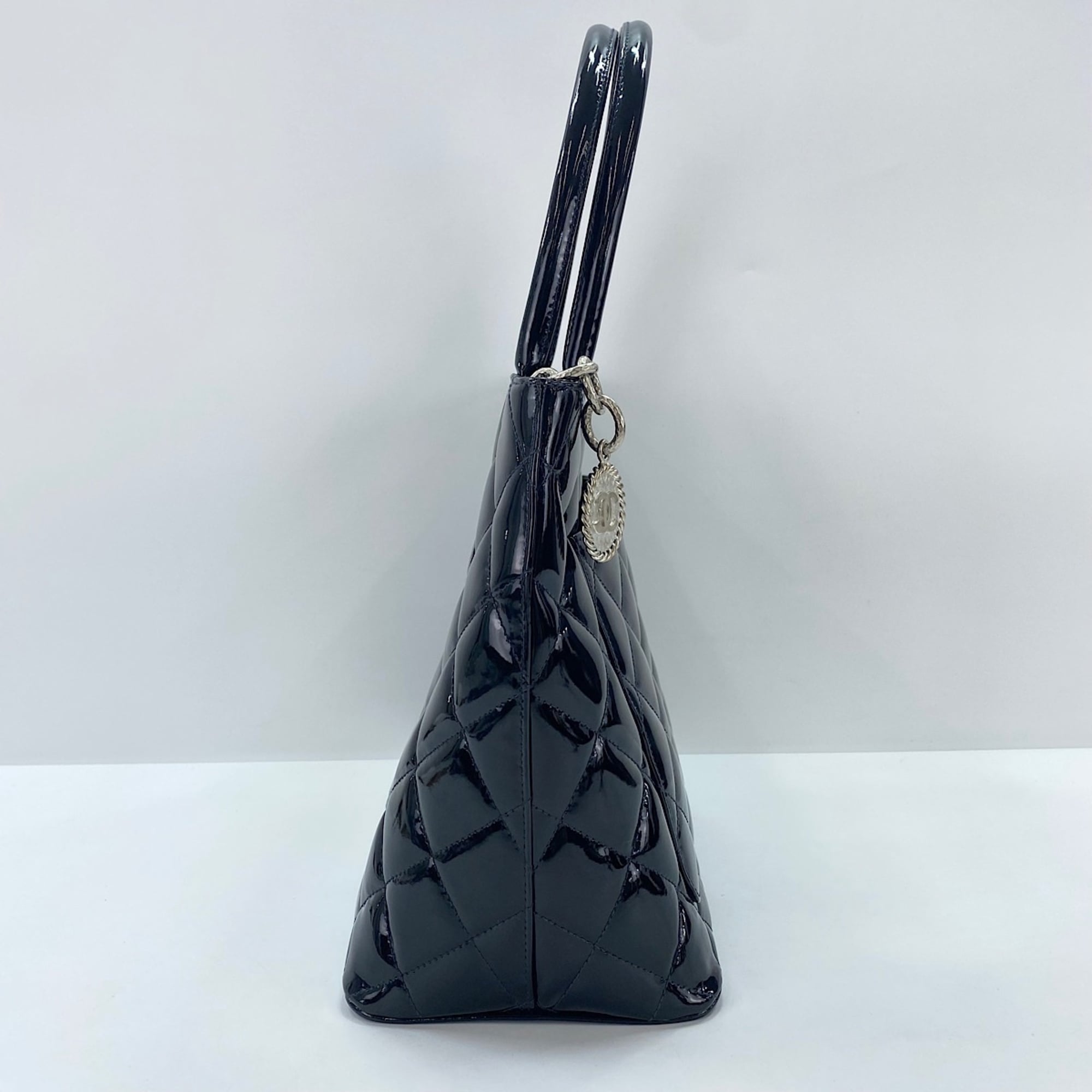 Chanel Black Tote Bag (Pre-Owned)