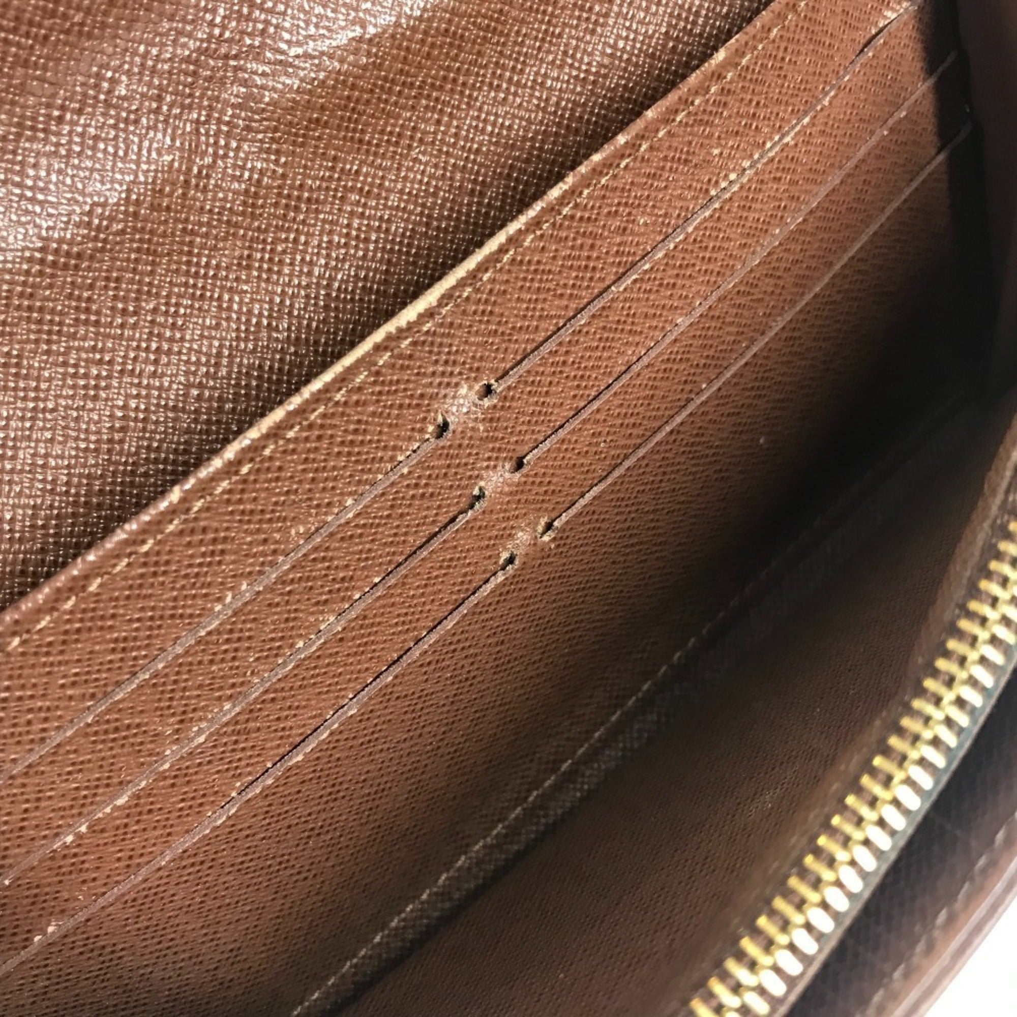 Louis Vuitton Brown Monogram Long Wallet (Bi-Fold) (Pre-Owned)