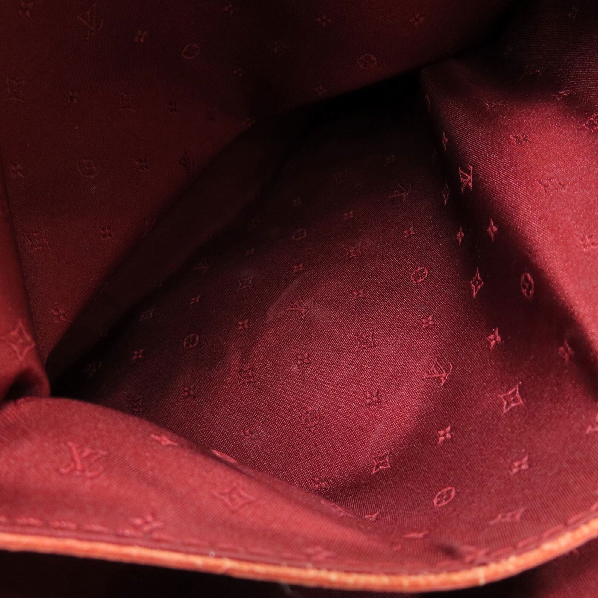 Louis Vuitton Red Color Suhali Leather Tote Bag (Pre-Owned)