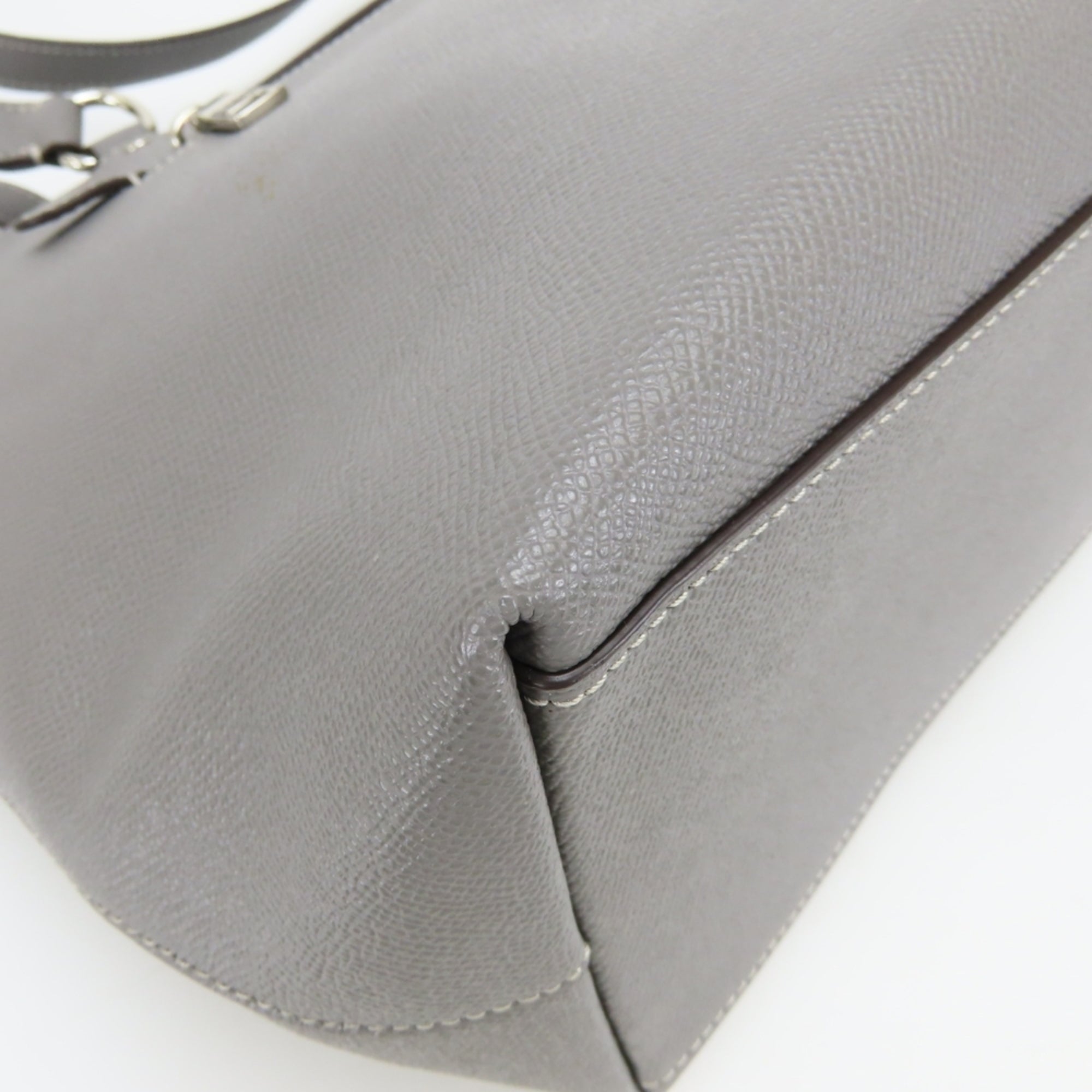 Coach Gray Leather Tote Bag (Pre-Owned)
