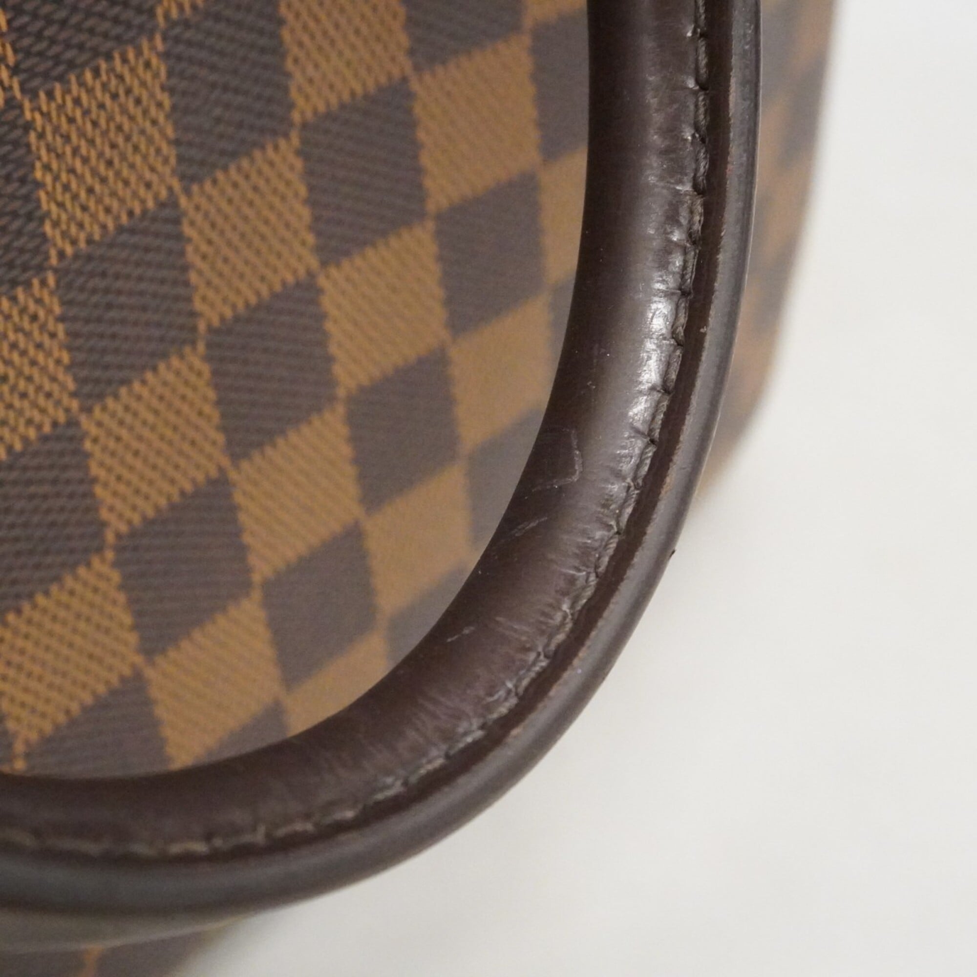 Louis Vuitton Ebene Handbag (Pre-Owned)