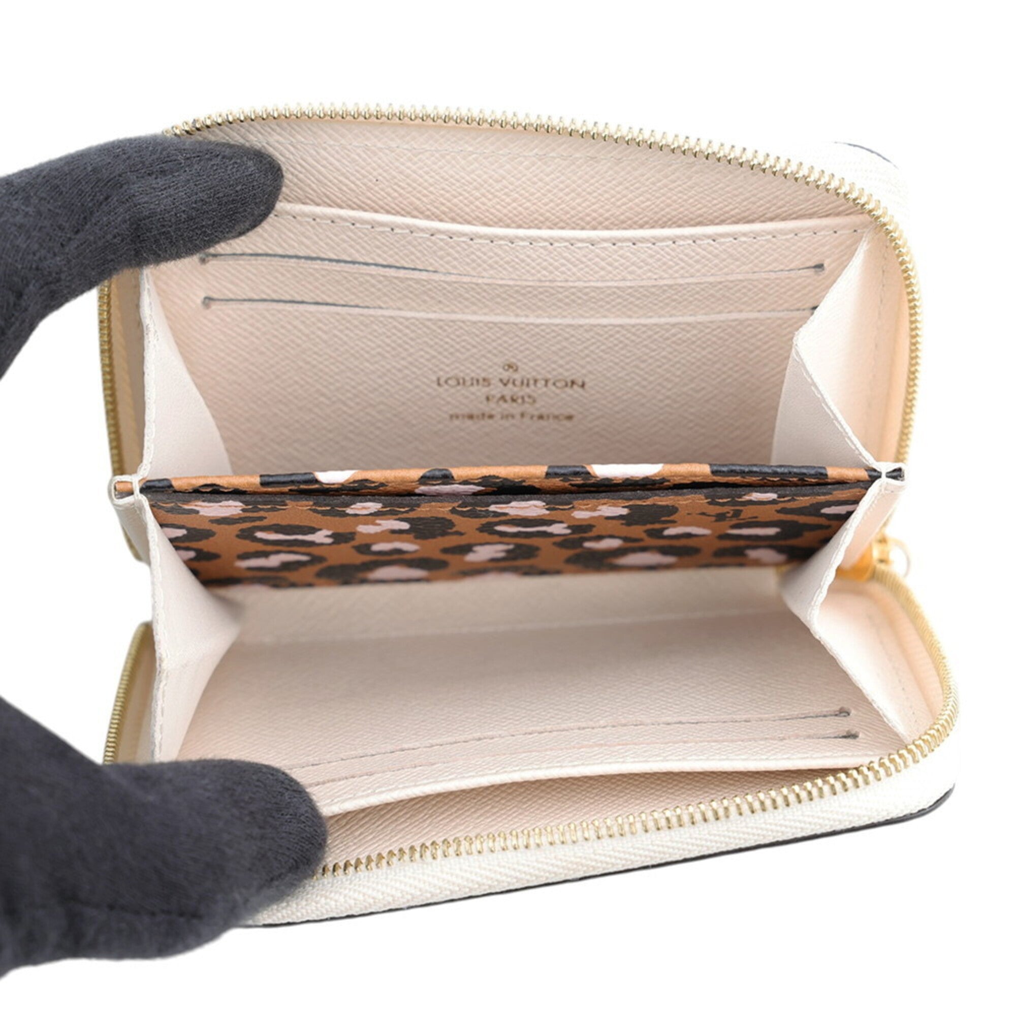 Louis Vuitton Monogram Cream Monogram Coin Purse/Coin Case (Pre-Owned)