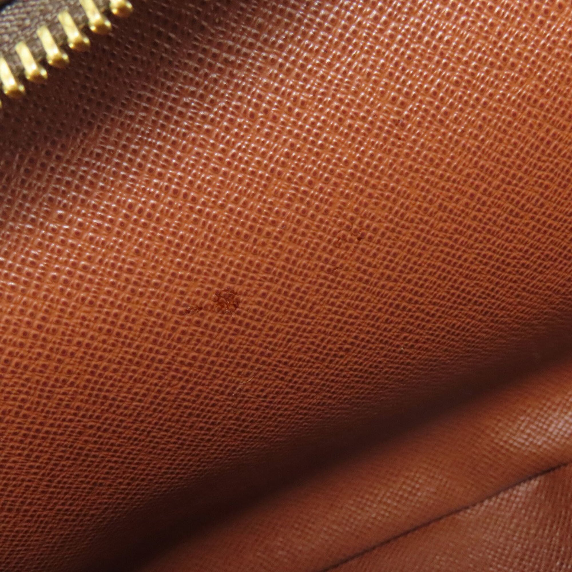 Louis Vuitton Monogram Monogram Shoulder Bag (Pre-Owned)