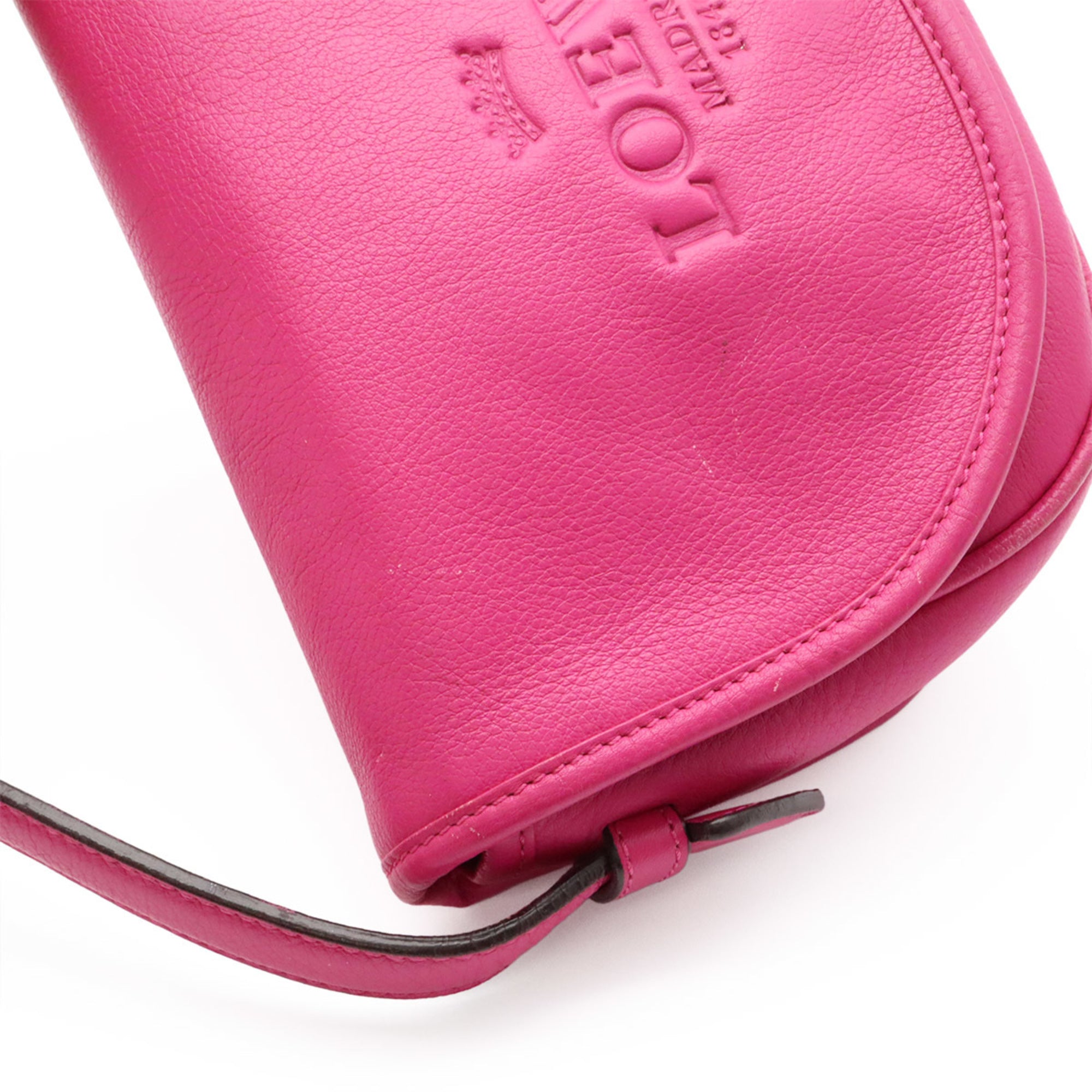 Loewe Pink Leather Pochette Shoulder Bag (Pre-Owned)