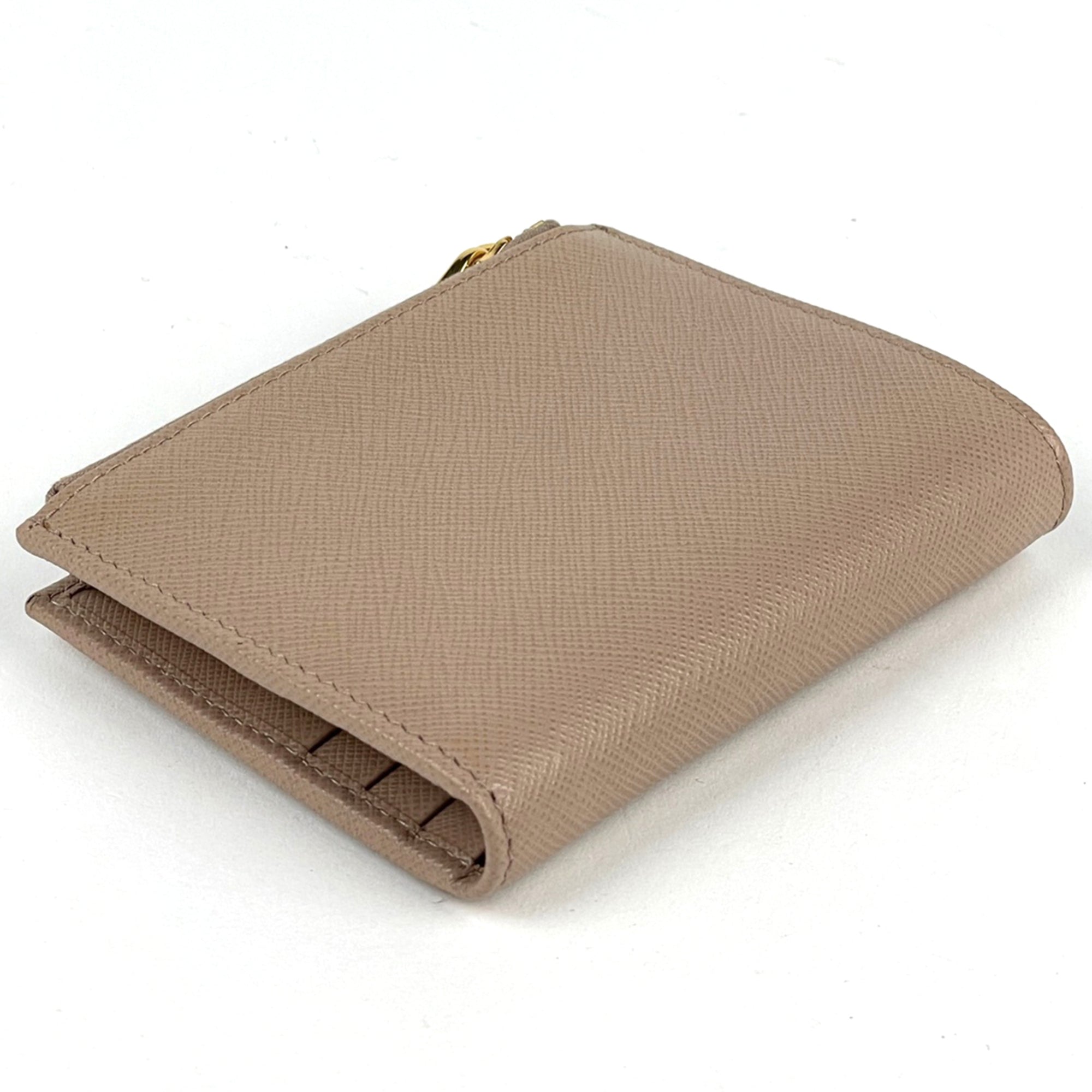 Prada Beige Saffiano Lux Wallet (Bi-Fold) (Pre-Owned)