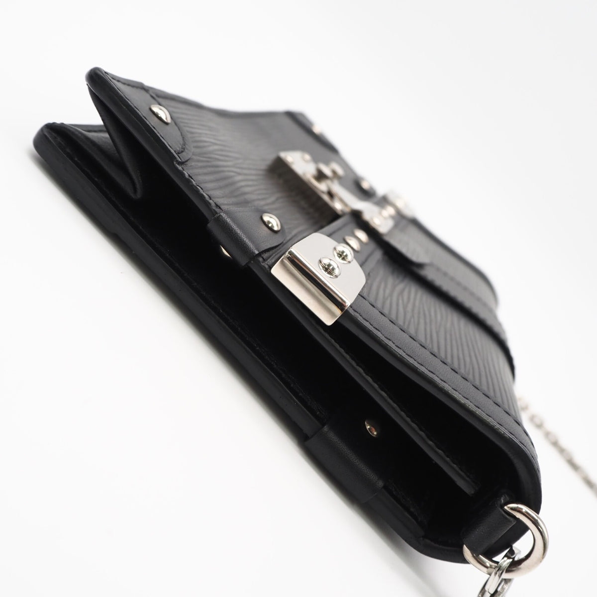 Louis Vuitton Black Shoulder Bag (Pre-Owned)