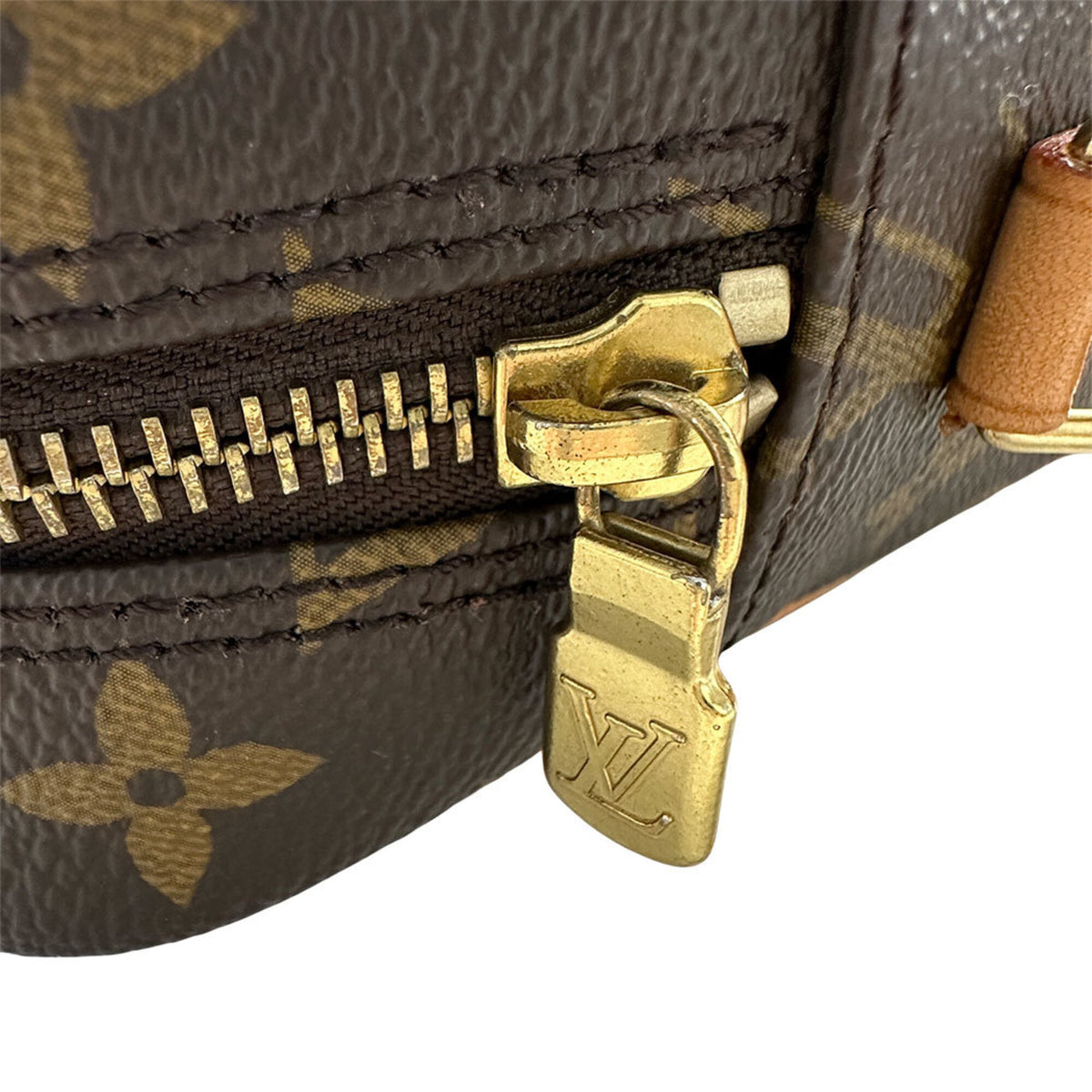 Louis Vuitton Brown Monogram Canvas Handbag Shoulder Bag (Pre-Owned)