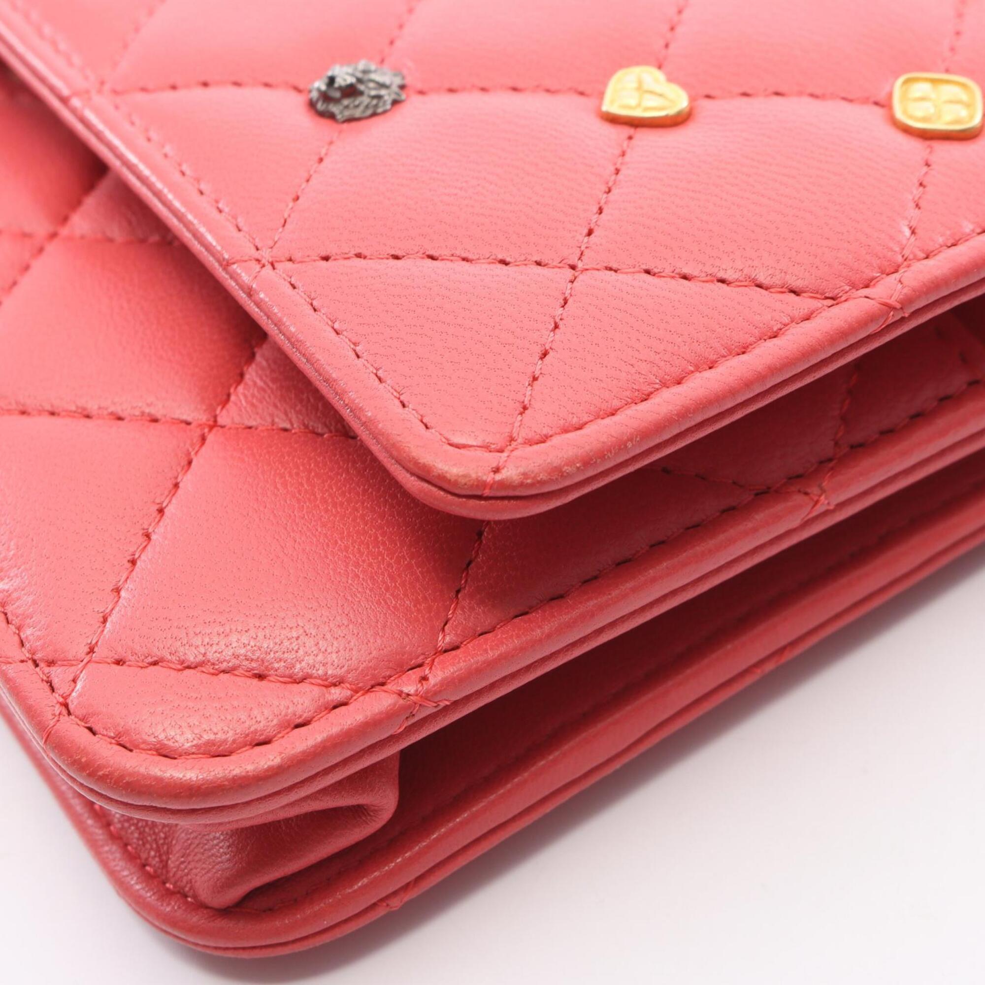 Chanel Pink Leather Handbag Shoulder Bag (Pre-Owned)