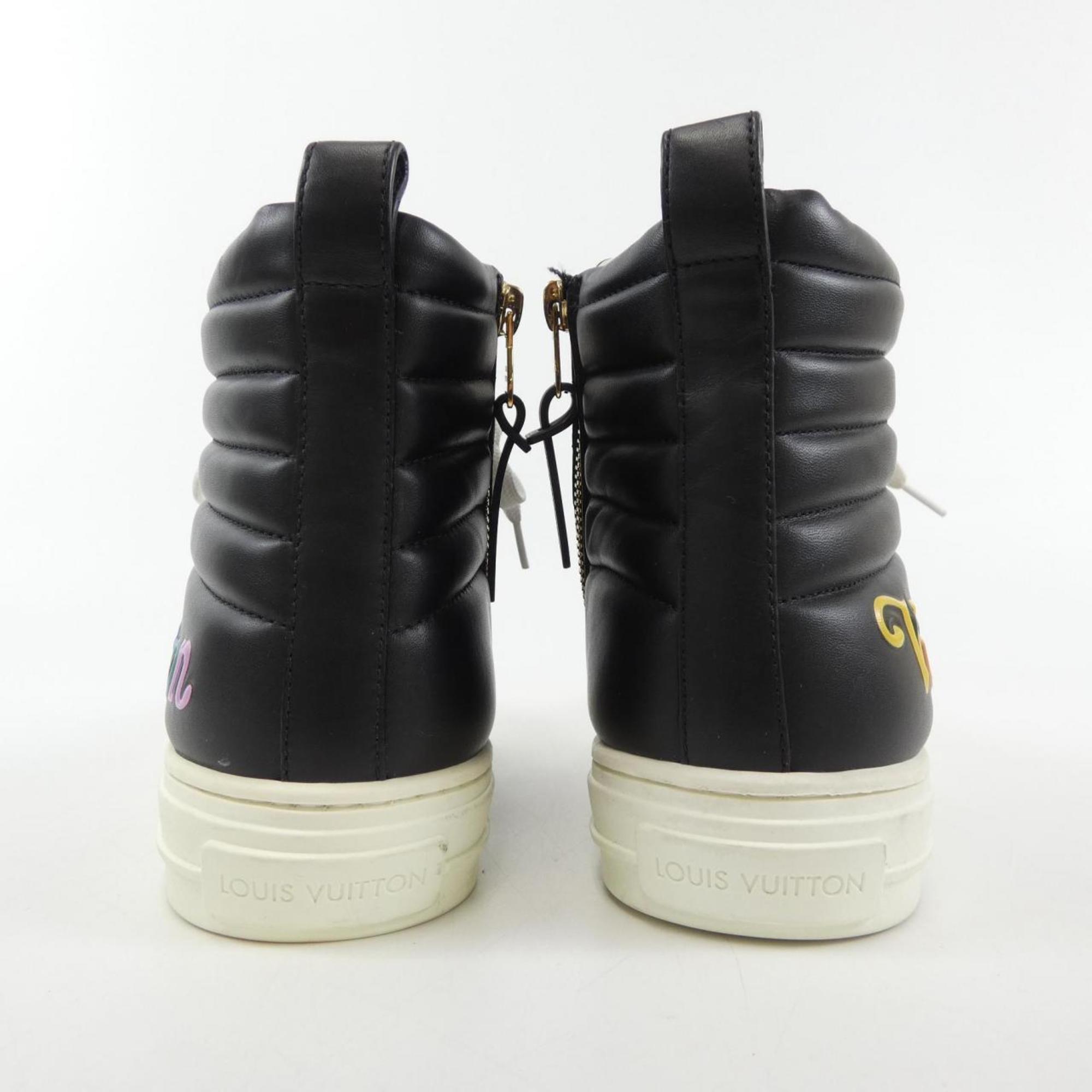 Louis Vuitton Black Sneakers (Pre-Owned)