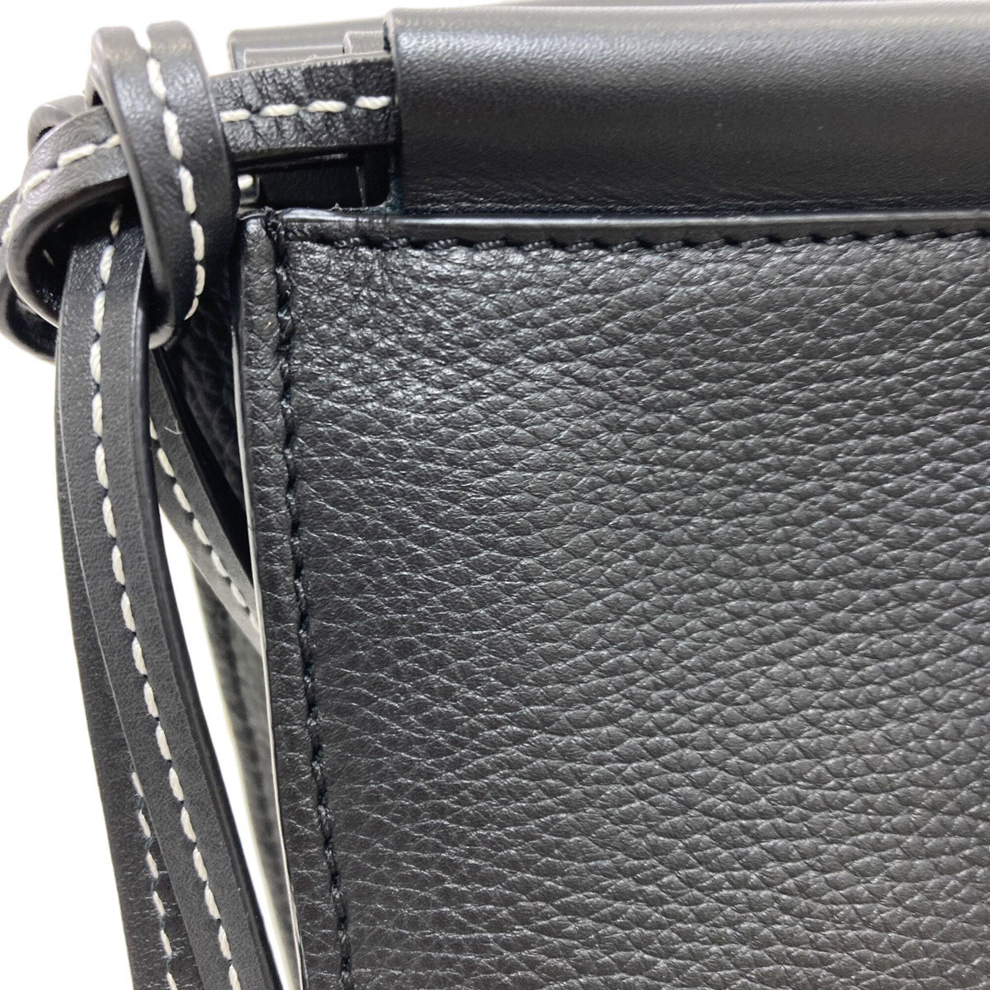 Loewe Black Leather Tote Bag (Pre-Owned)