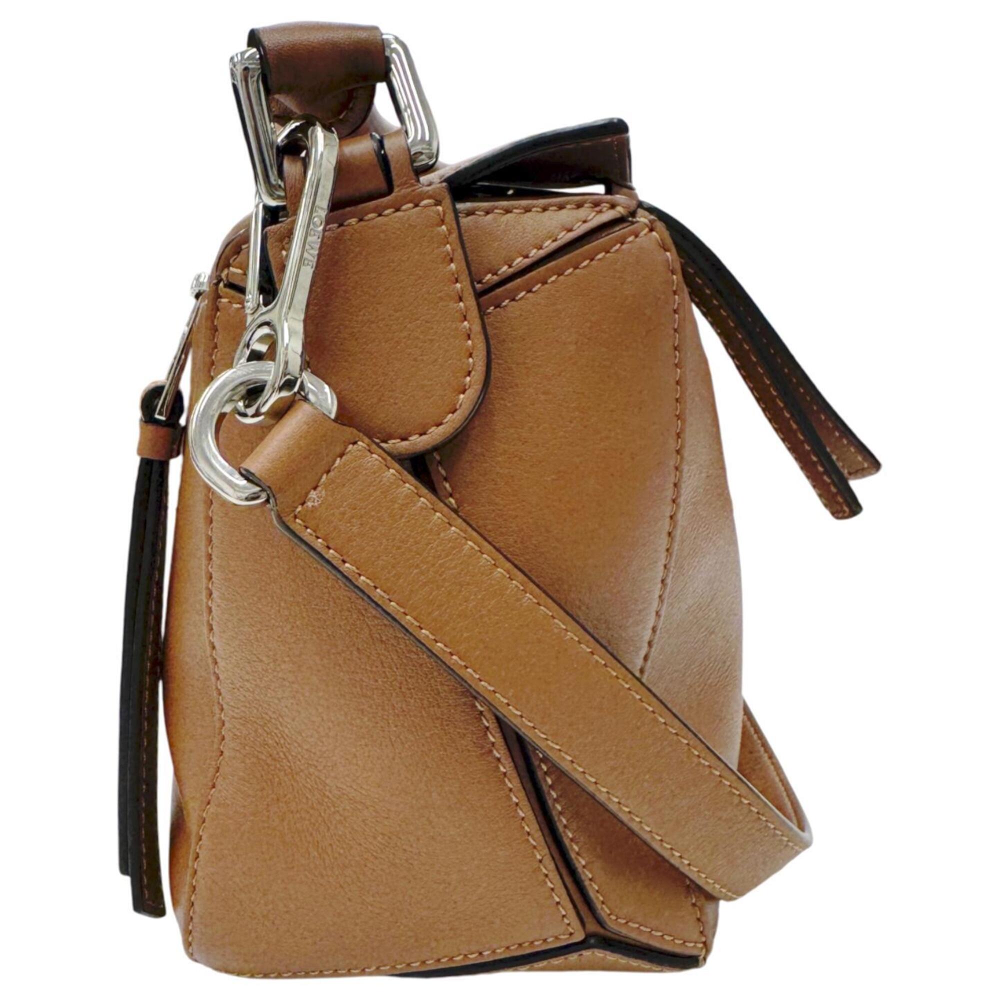 Loewe Brown Leather Shoulder Bag (Pre-Owned)