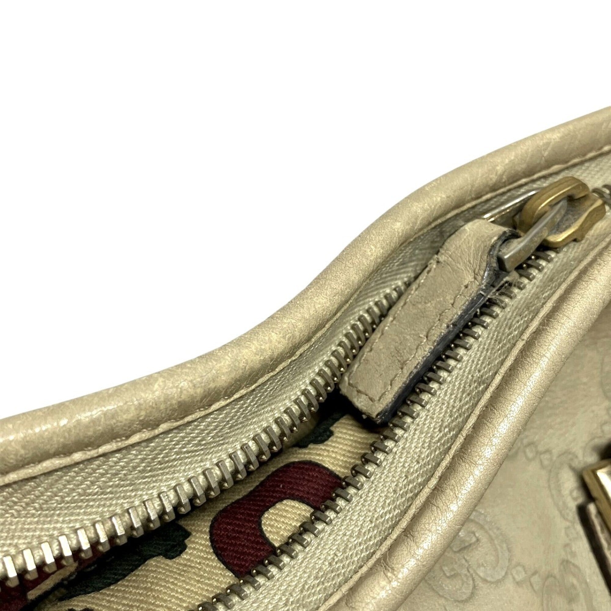 Gucci Ivory Leather Shoulder Bag (Pre-Owned)
