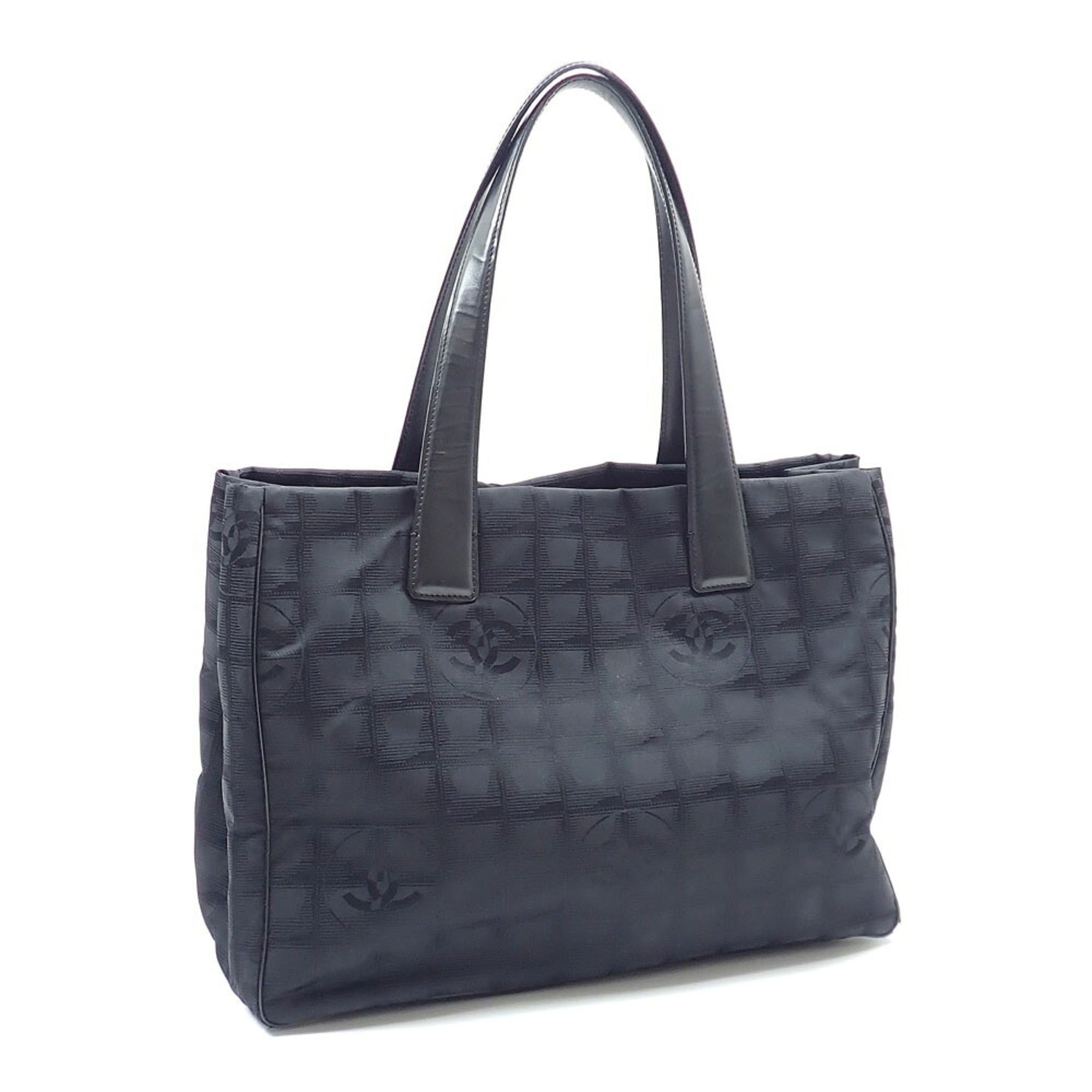 Chanel New Travel Line Black Nylon Tote Bag (Pre-Owned)