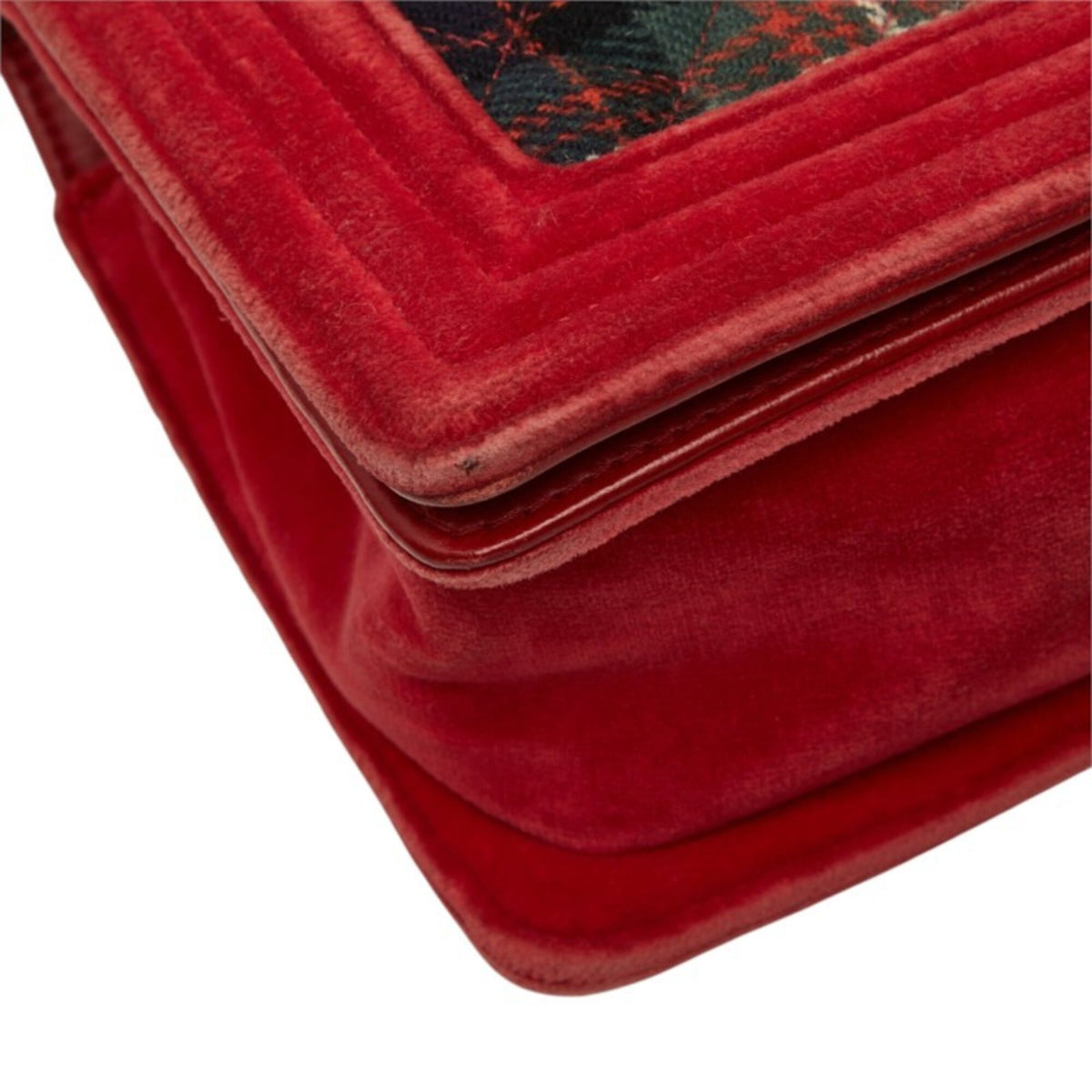 Chanel Red Color Leather Shoulder Bag (Pre-Owned)