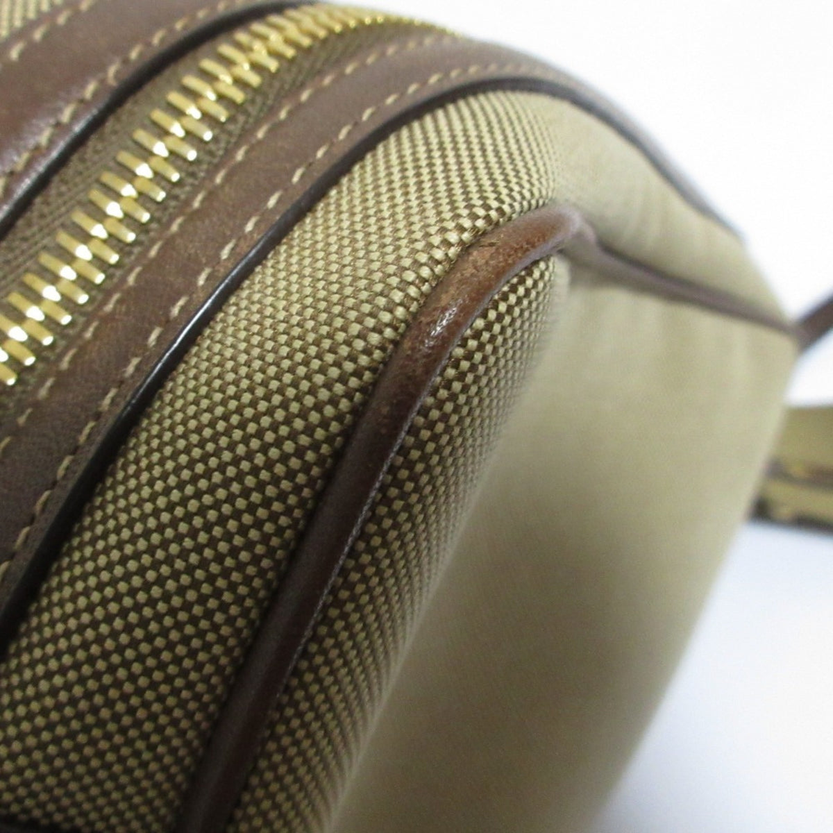 Prada Beige Shoulder Bag (Pre-Owned)