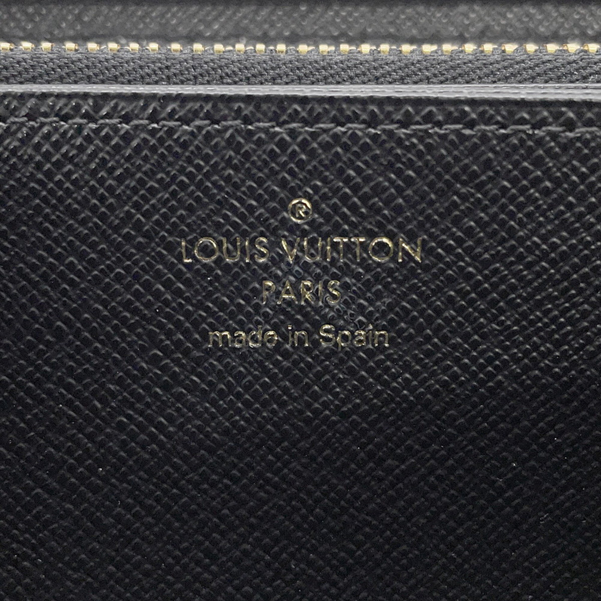 Louis Vuitton Epi Black Epi Leather Long Wallet (Bi-Fold) (Pre-Owned)
