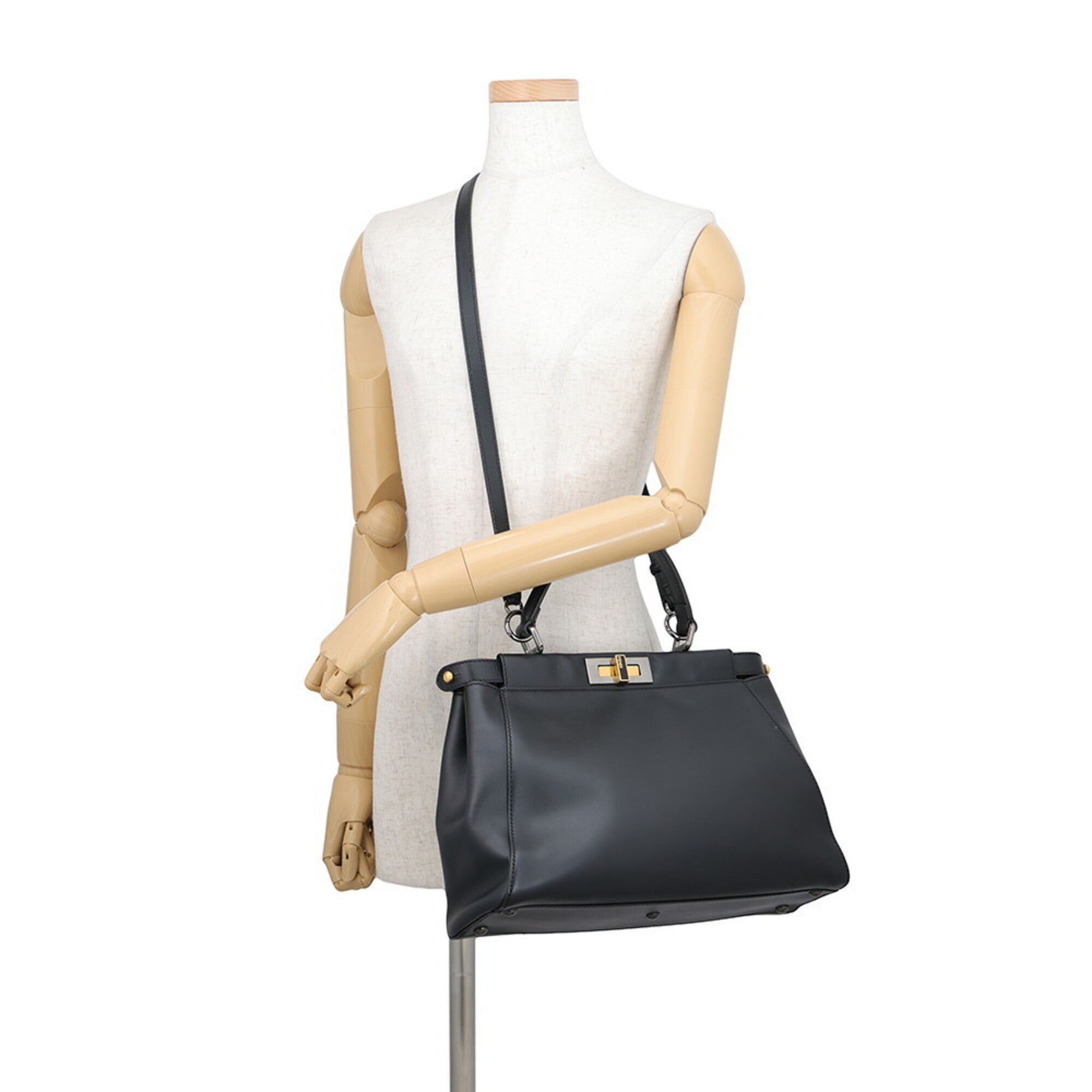Fendi Peekaboo Black Leather Handbag Shoulder Bag (Pre-Owned)