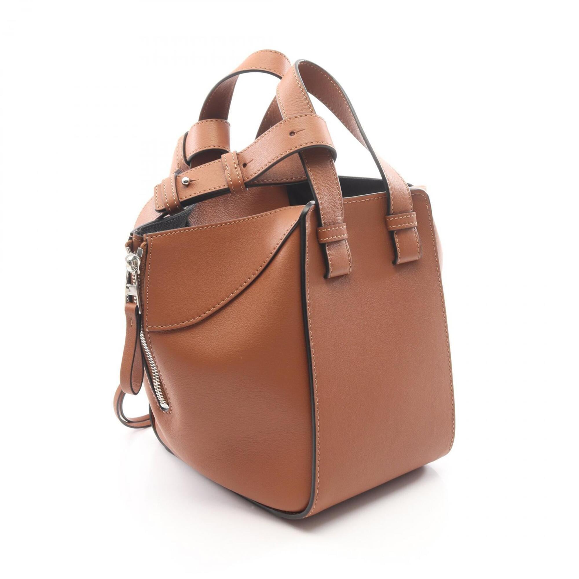 Loewe Brown Leather Handbag (Pre-Owned)