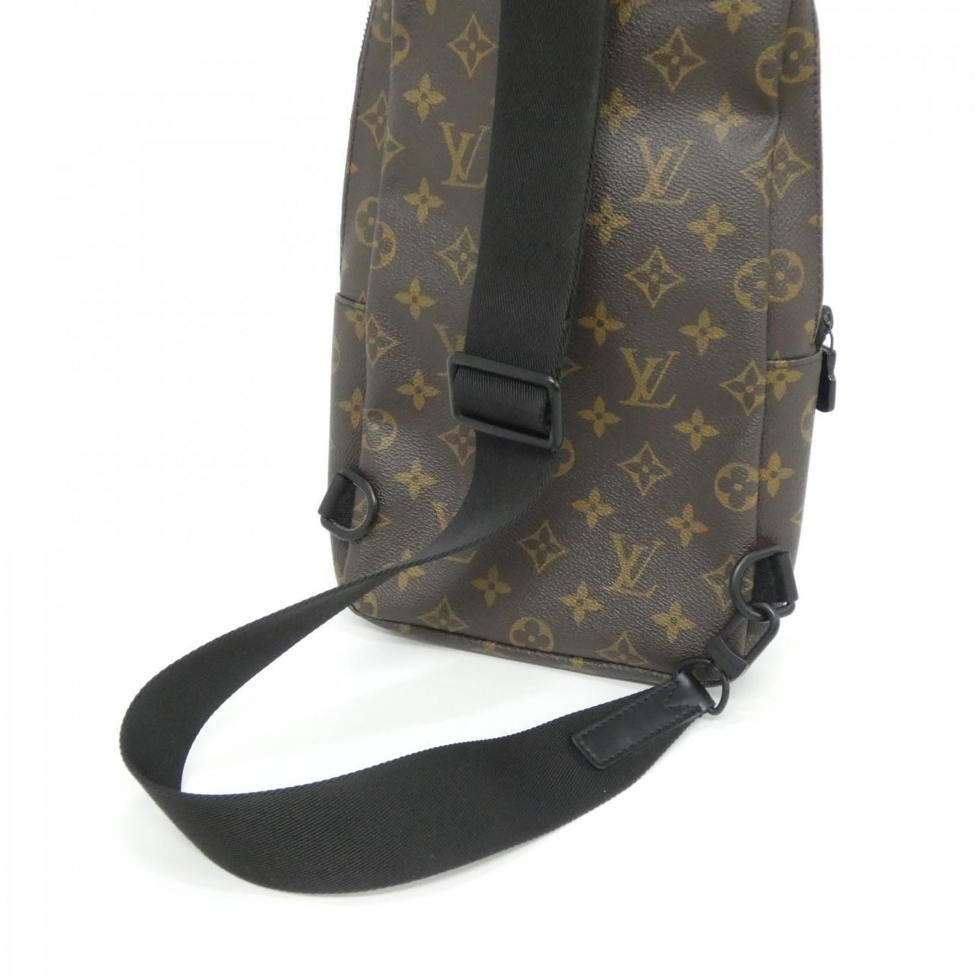 Louis Vuitton Brown Coated Canvas Shoulder Bag (Pre-Owned)
