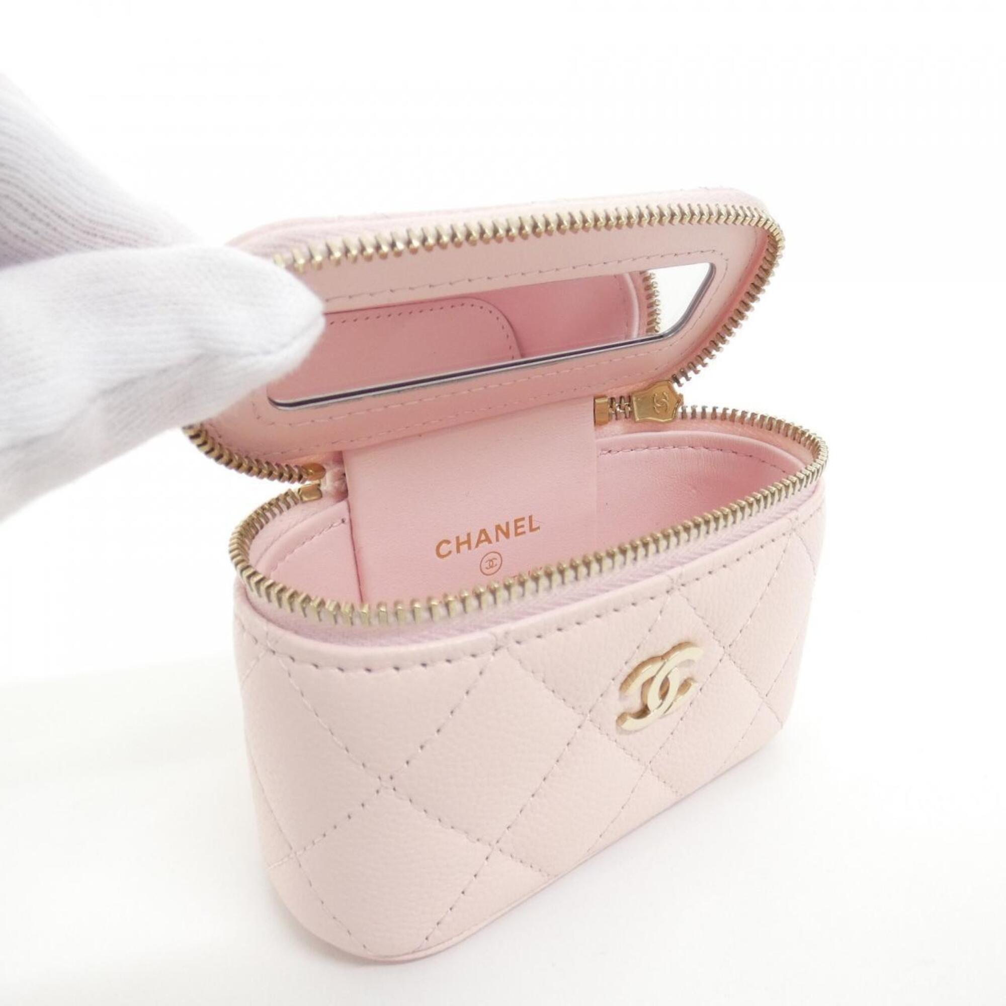 Chanel Pink Grained Calfskin Pouch (Pre-Owned)