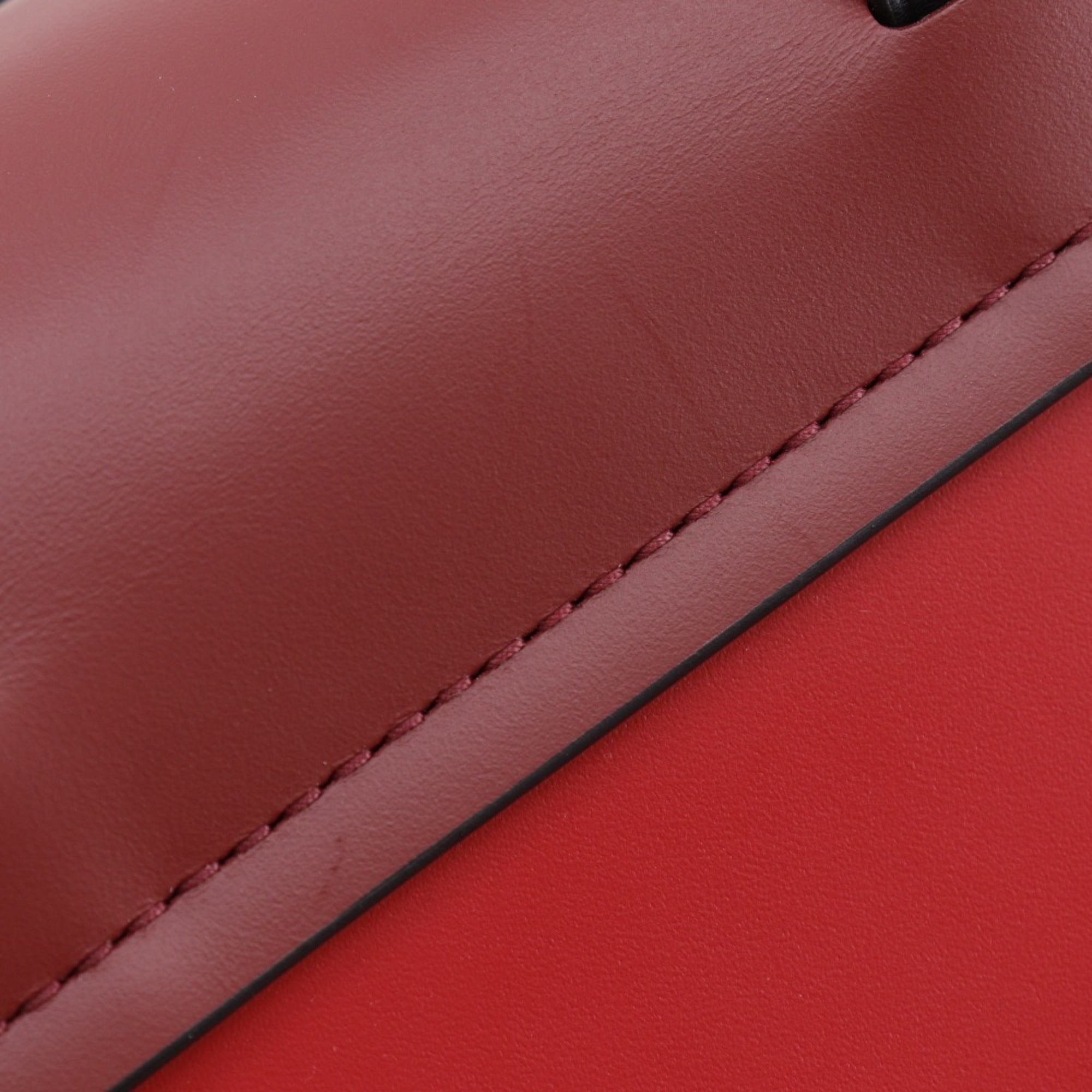 Michael Kors Red Color Leather Shoulder Bag (Pre-Owned)