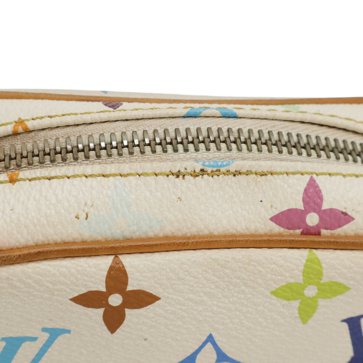Louis Vuitton Blanc Monogram Pochette Shoulder Bag (Pre-Owned)