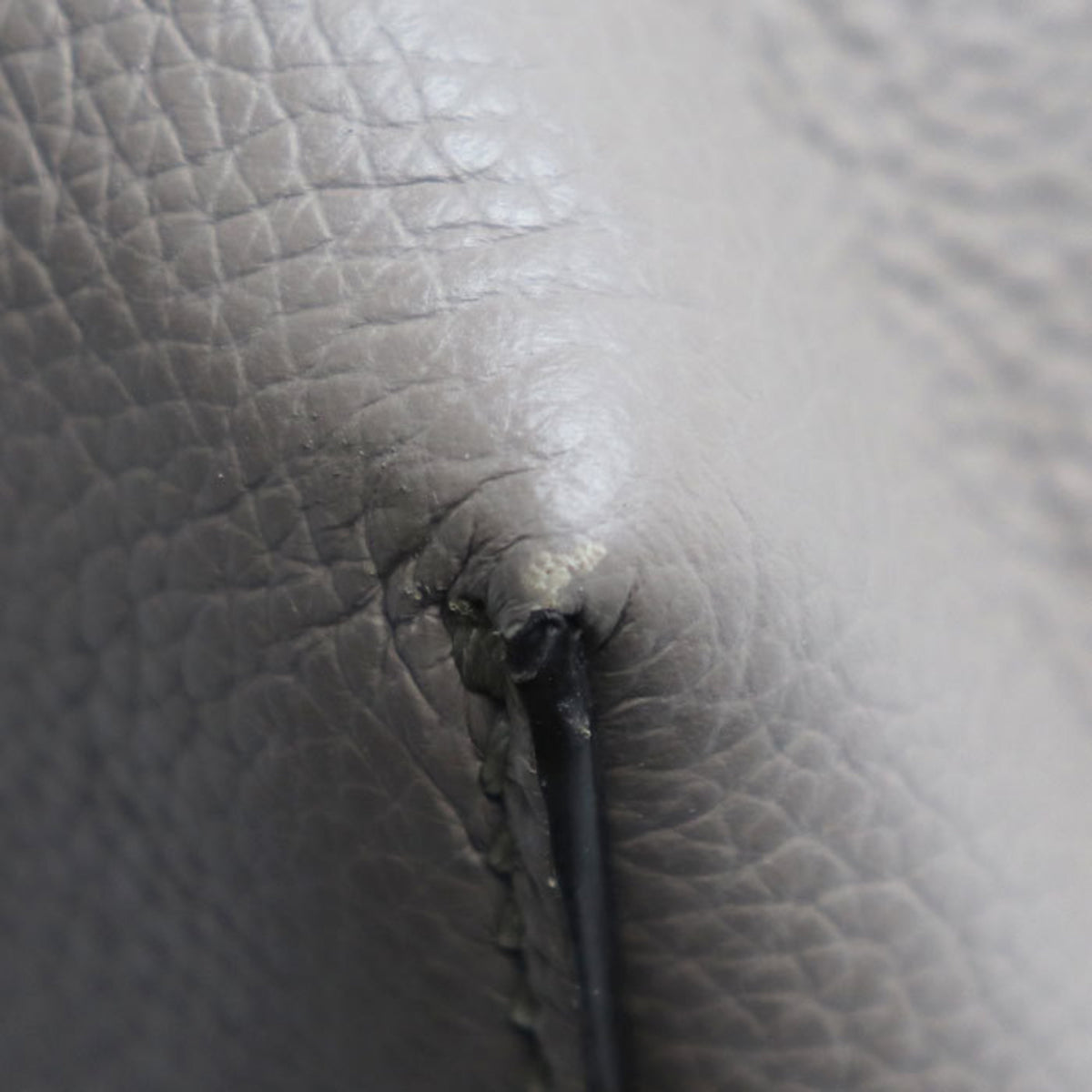 Fendi Gray Leather Tote Bag (Pre-Owned)