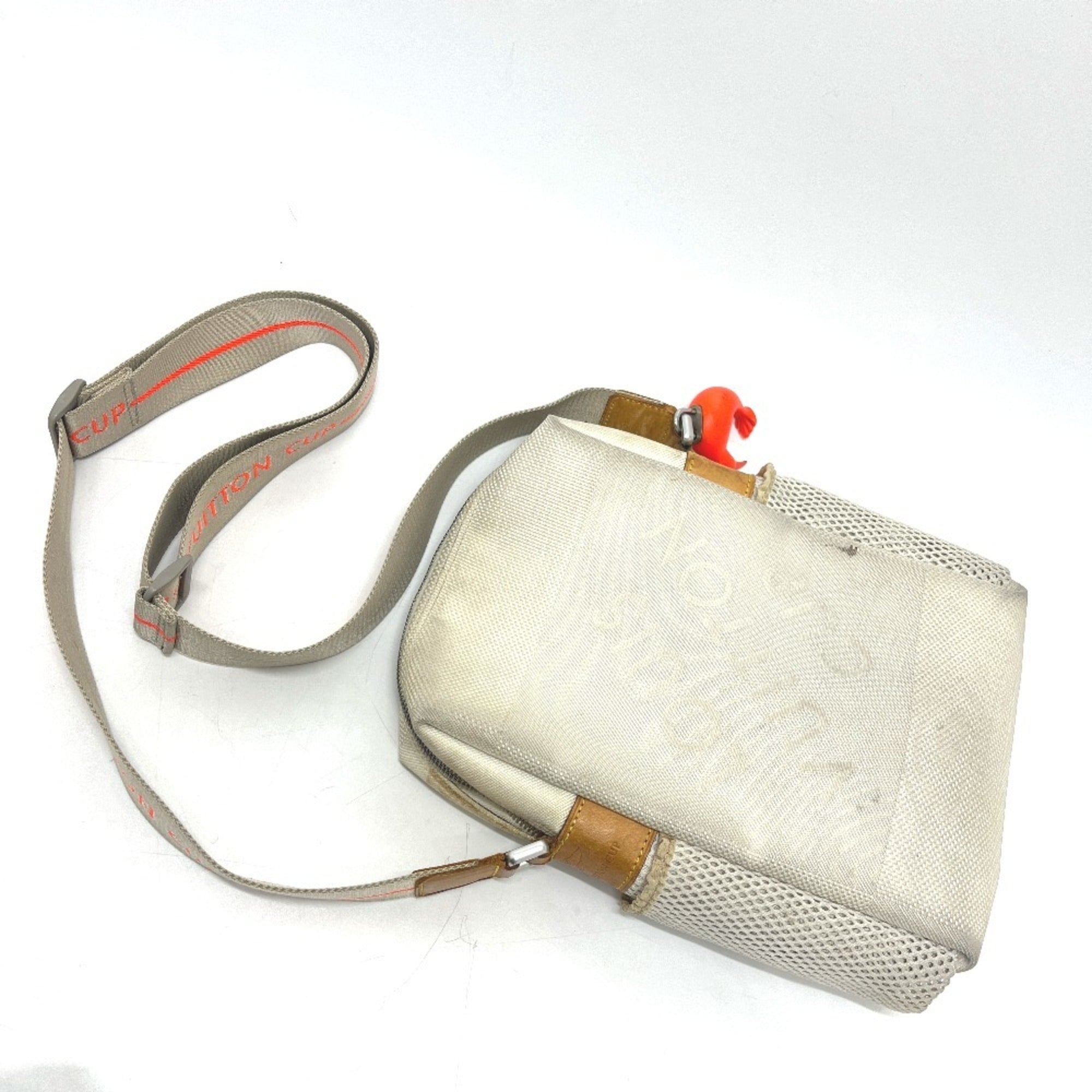 Louis Vuitton White Damier Geant Canvas Pochette Shoulder Bag (Pre-Owned)