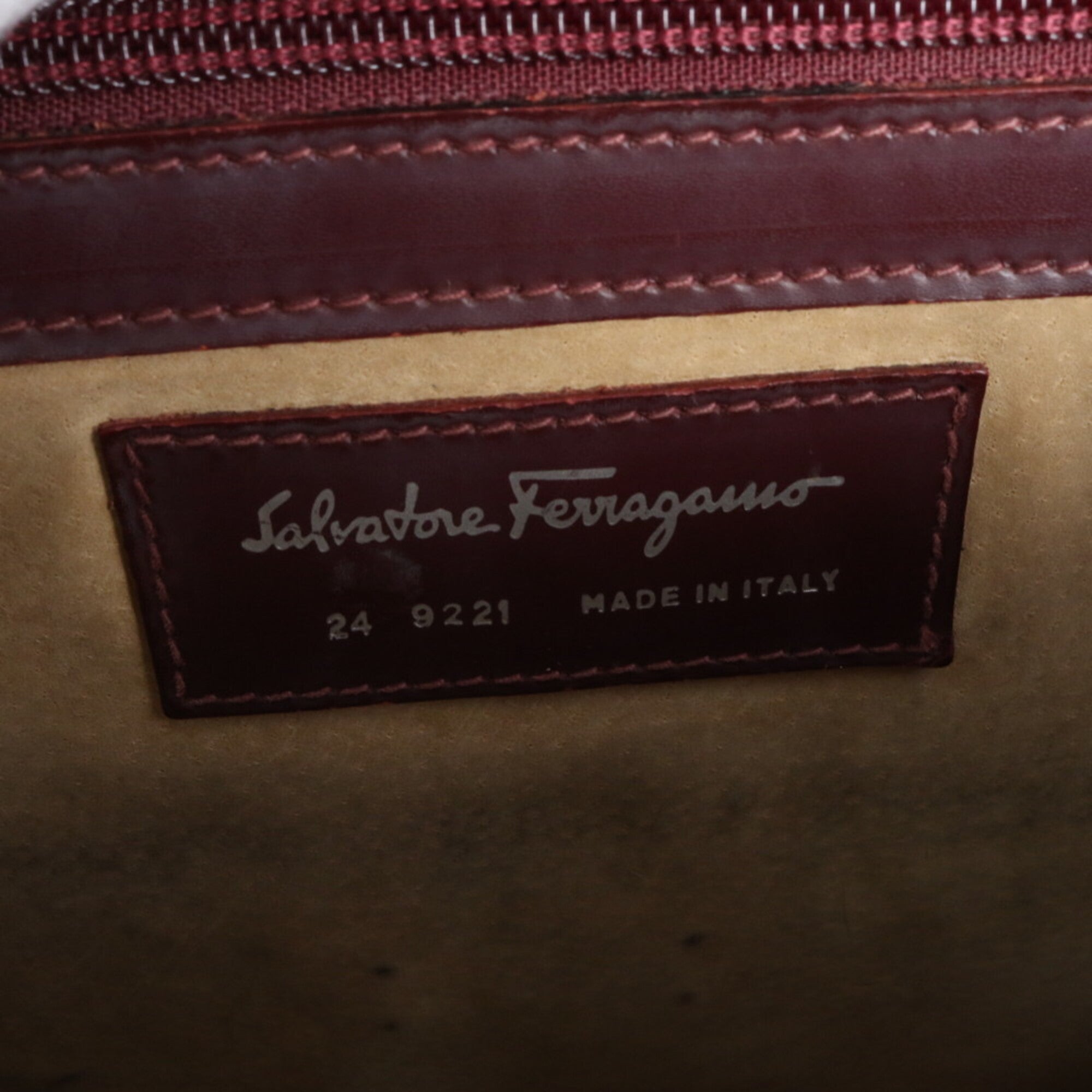 Salvatore Ferragamo Red Color Wine Leather Briefcase Tote Bag (Pre-Owned)