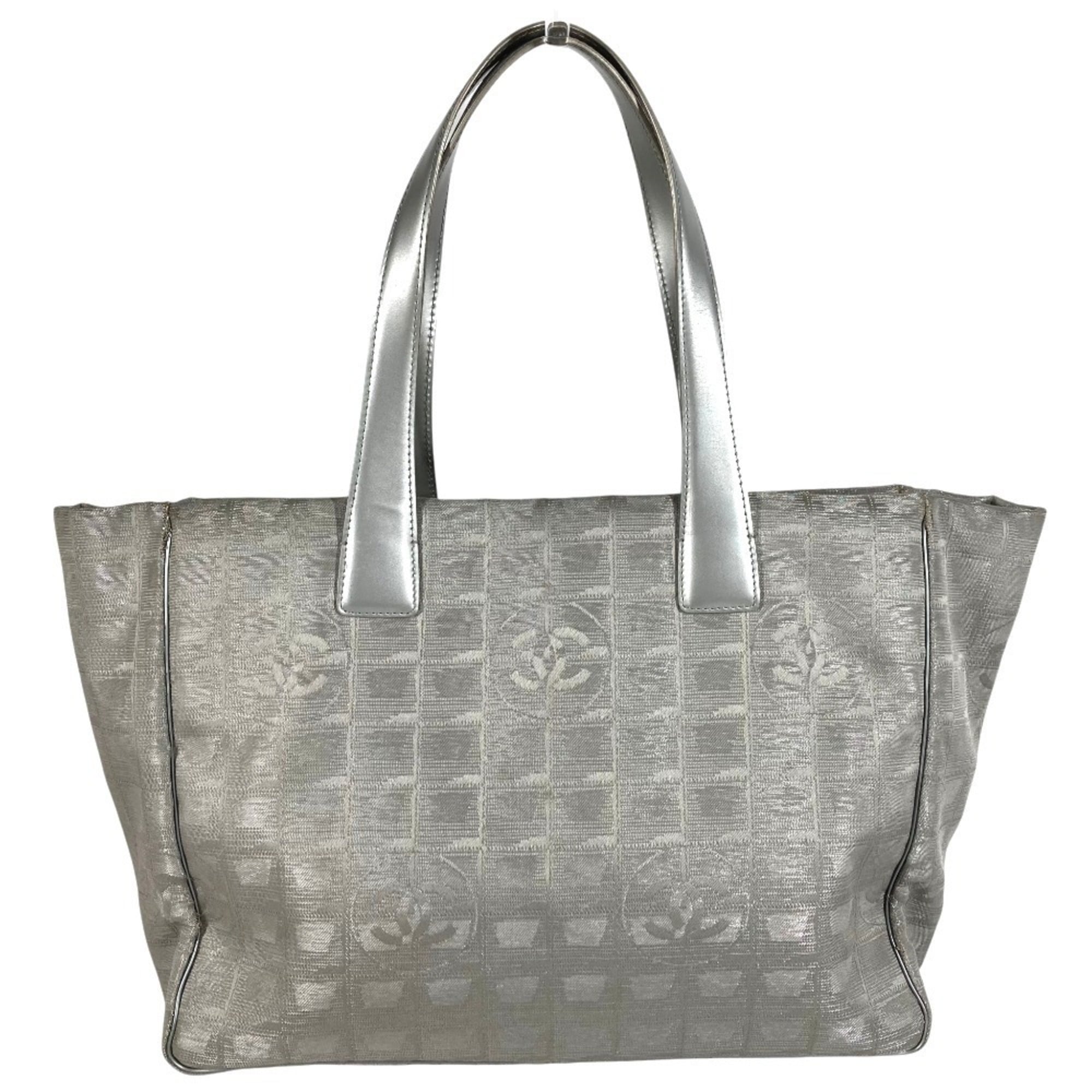 Chanel Silver Nylon Canvas Leather Tote Bag (Pre-Owned)