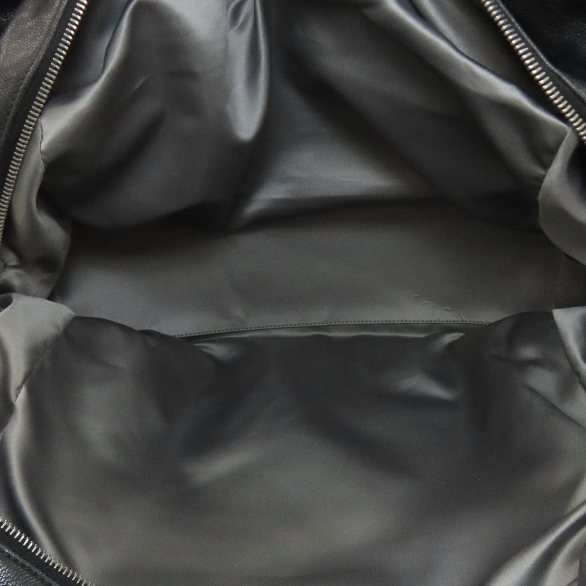 Chanel Black Leather Tote Bag (Pre-Owned)