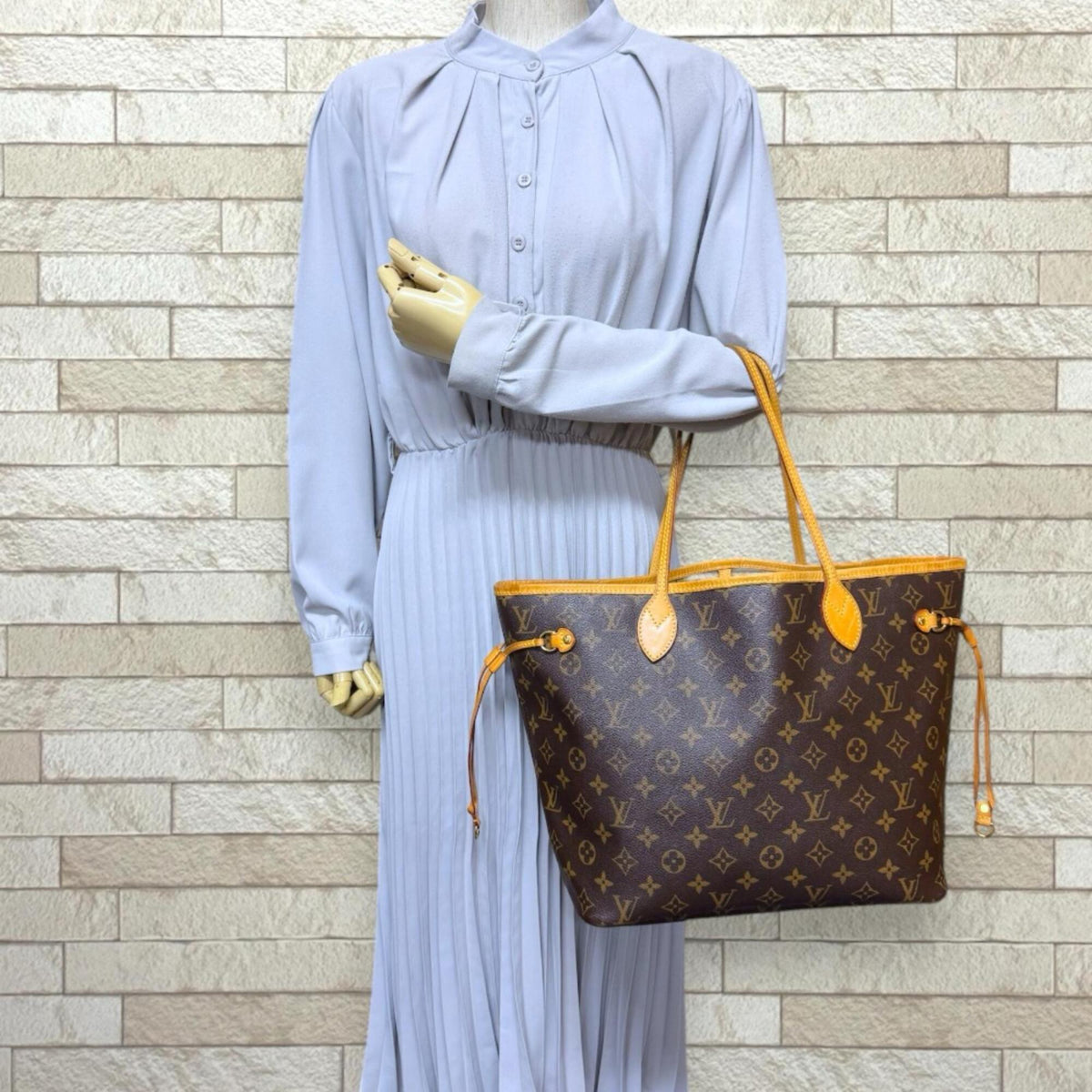Louis Vuitton Monogram Brown Monogram Tote Bag (Pre-Owned)