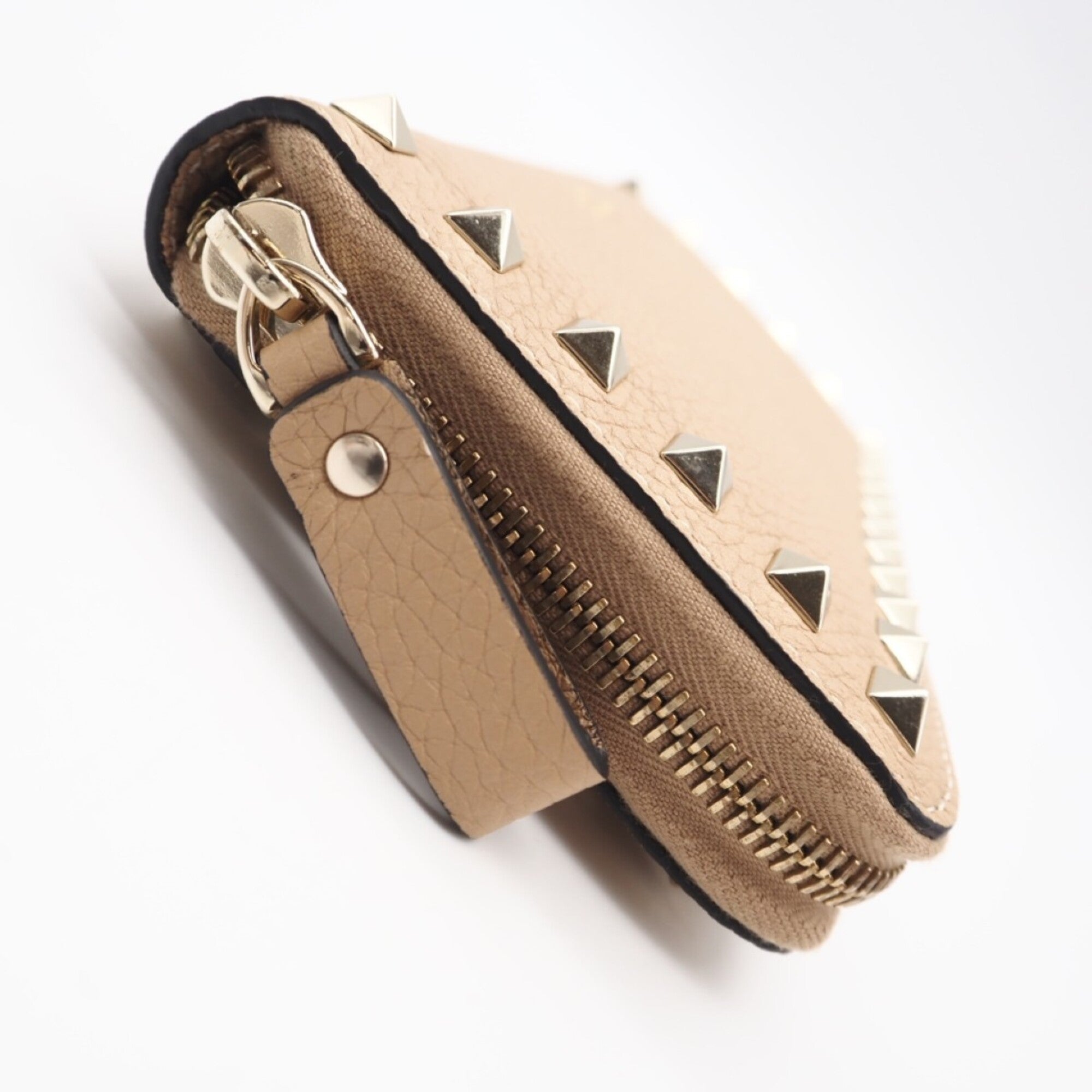 Valentino Beige Leather Long Wallet (Bi-Fold) (Pre-Owned)