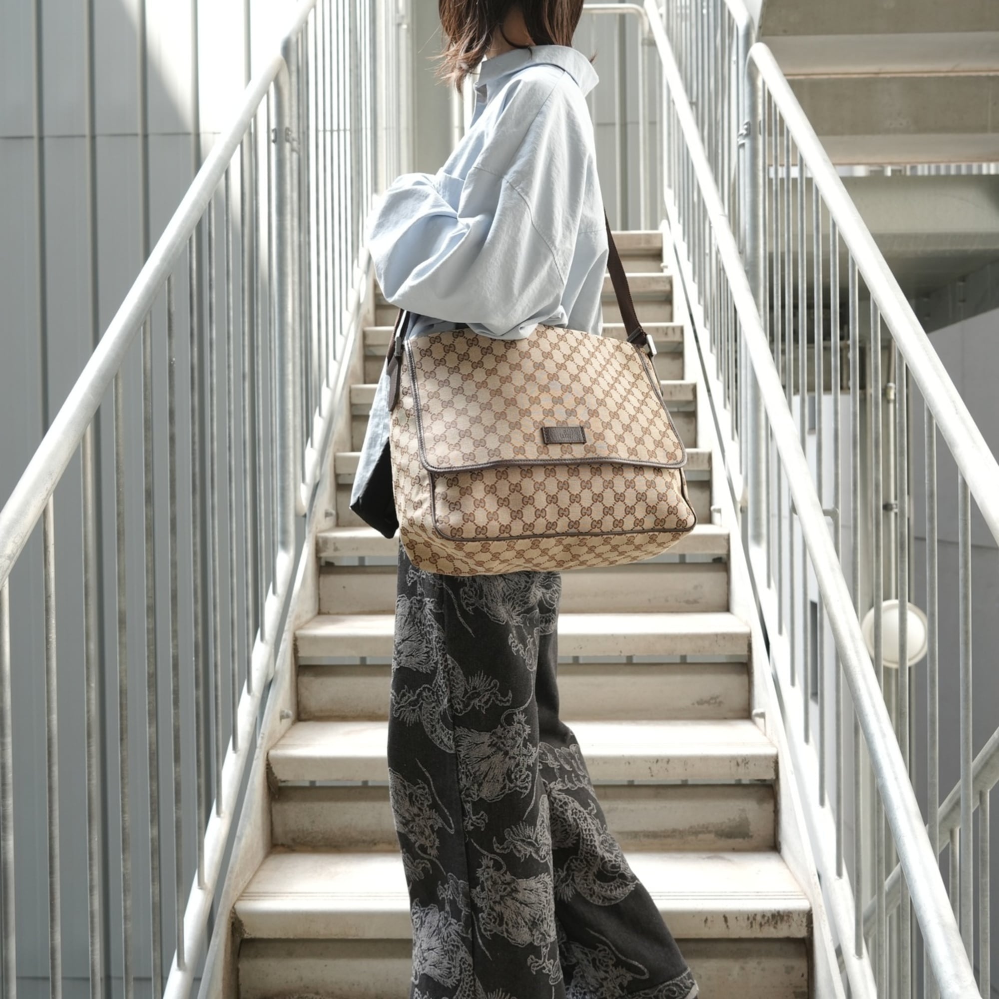 Gucci Gg Canvas Beige Gg Canvas Shoulder Bag (Pre-Owned)