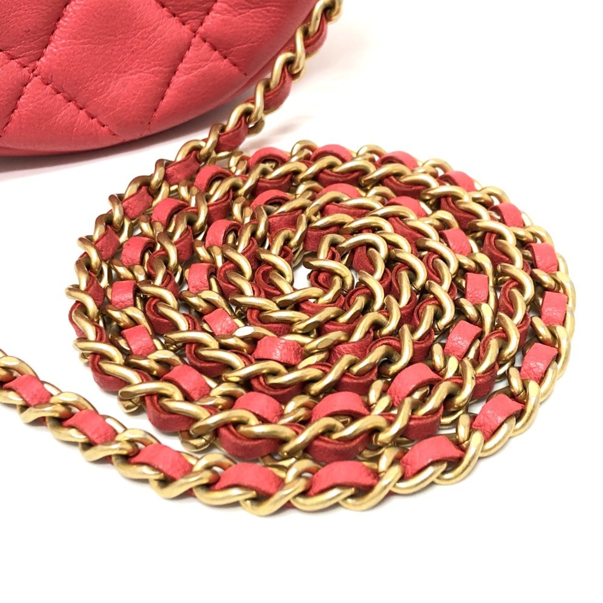 Chanel Pink Leather Pochette Shoulder Bag (Pre-Owned)