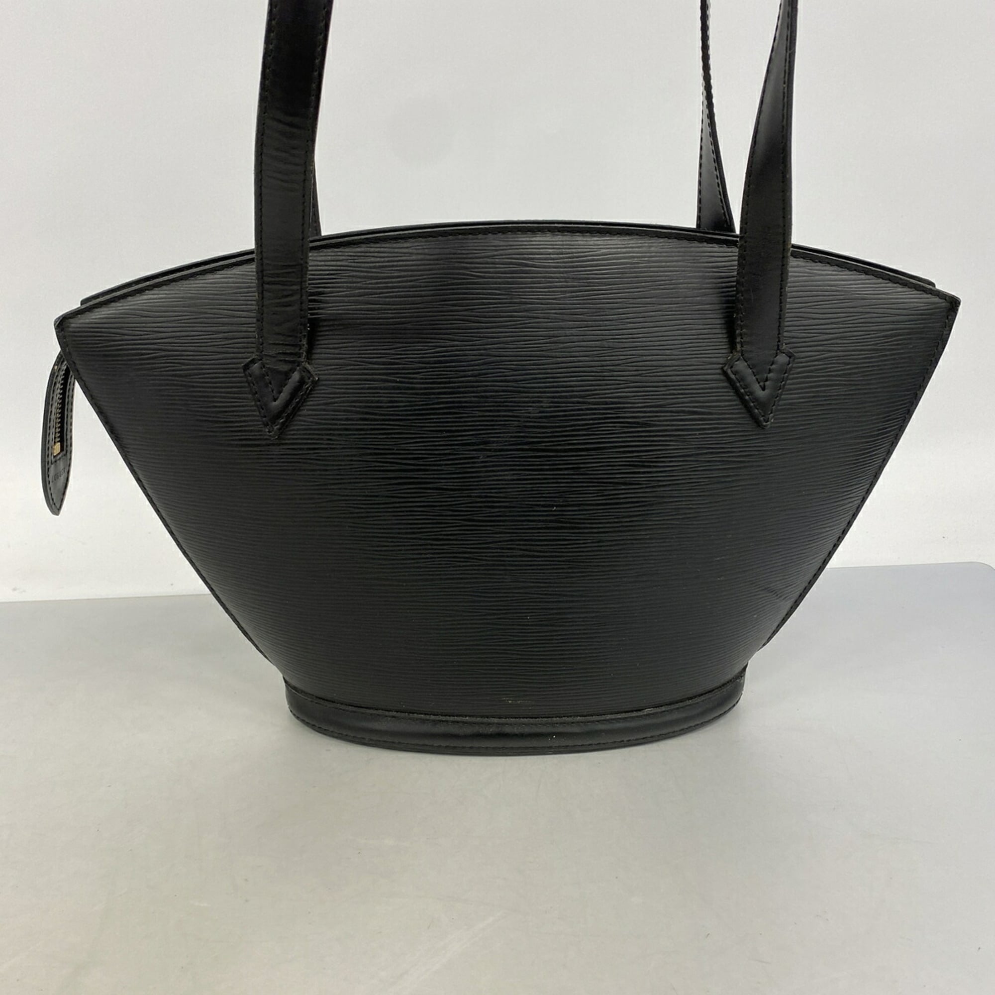 Louis Vuitton Noir Shoulder Bag (Pre-Owned)